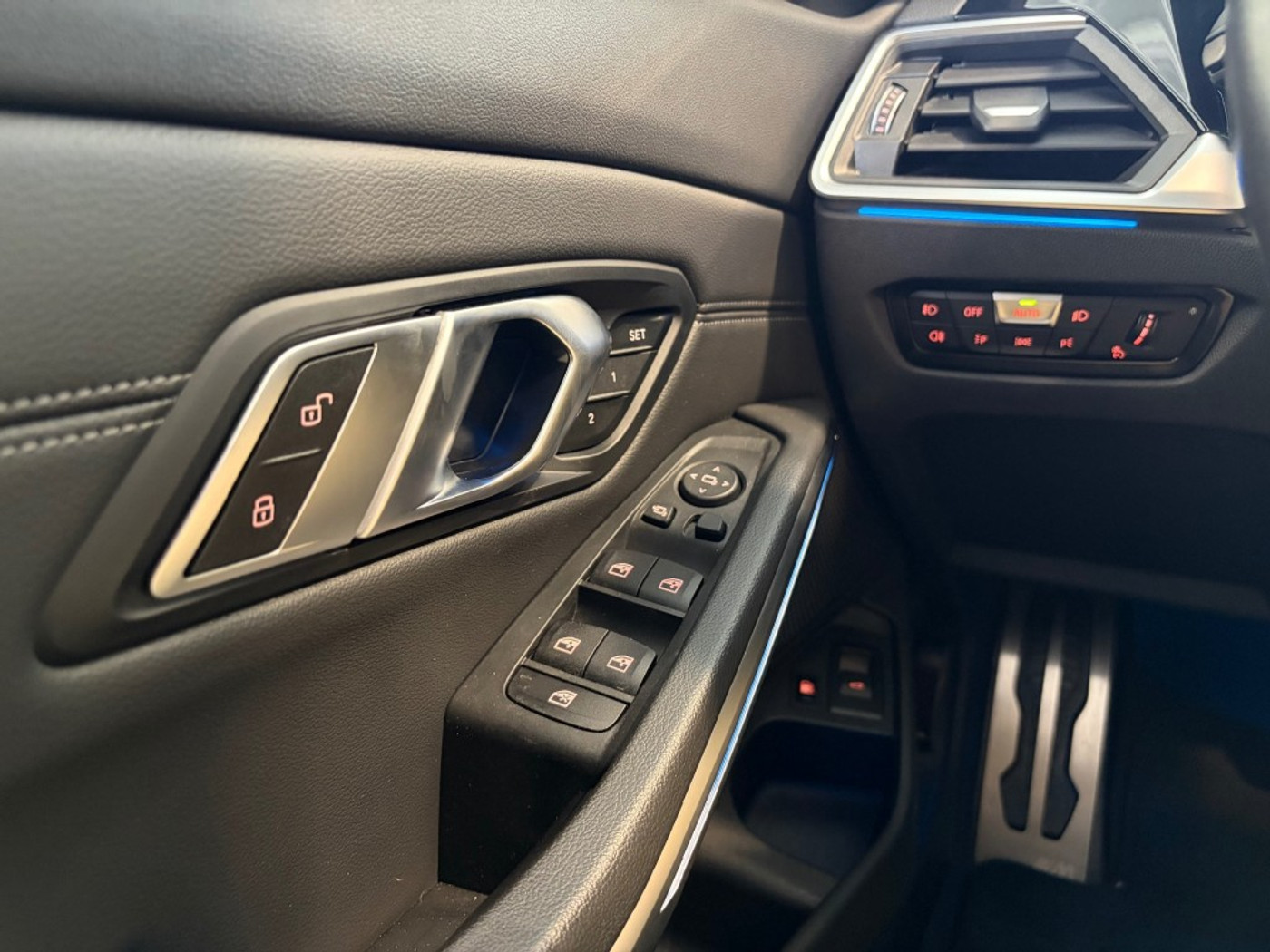 Foto van BMW 330e xDrive