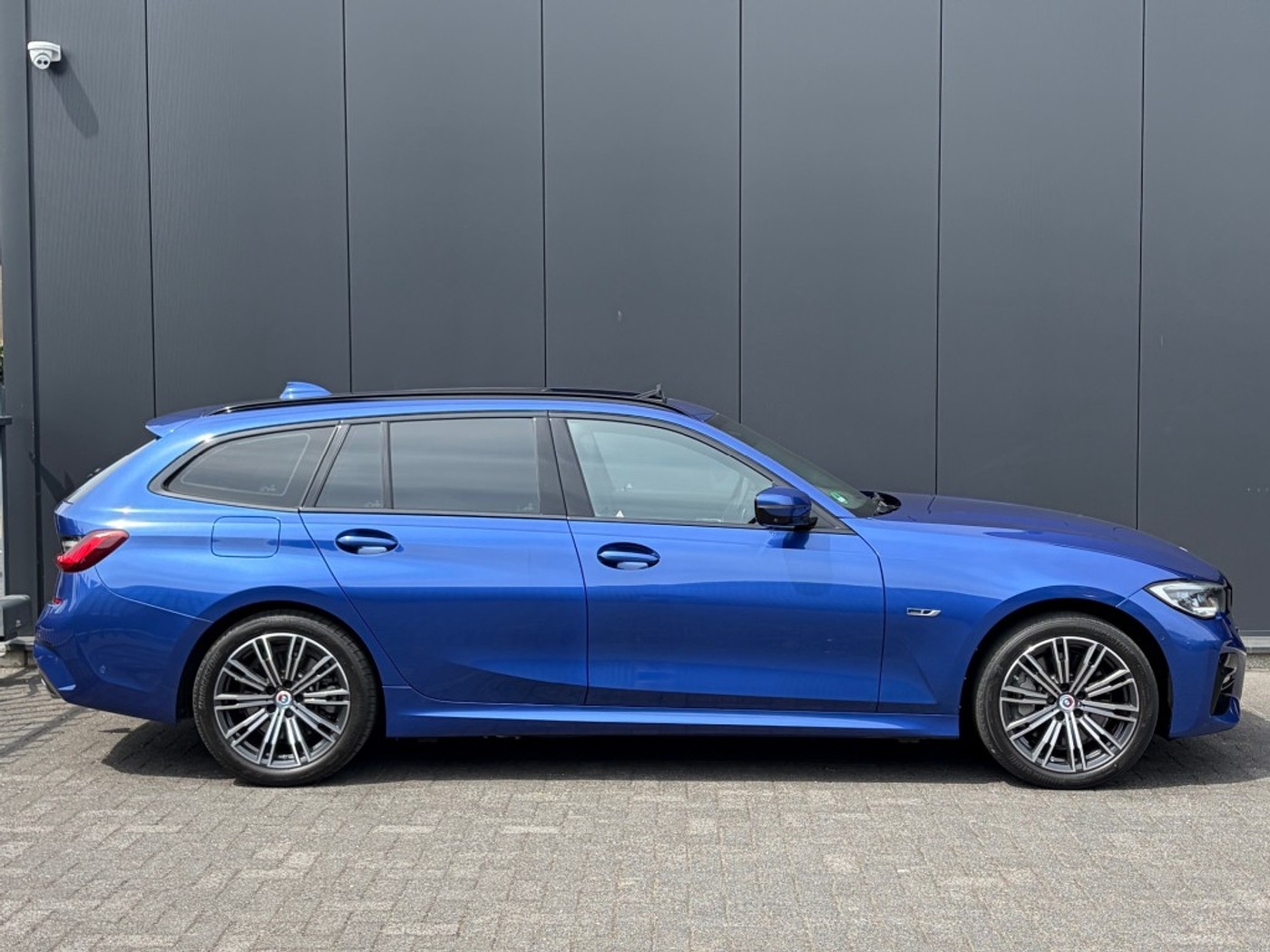 Foto van BMW 330e xDrive