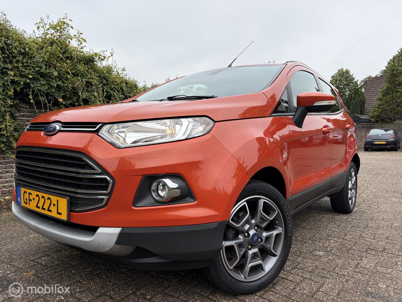 Ford Ecosport 1.0 EcoBoost Titanium / Nieuwe distributieriem 2015 - voorkant