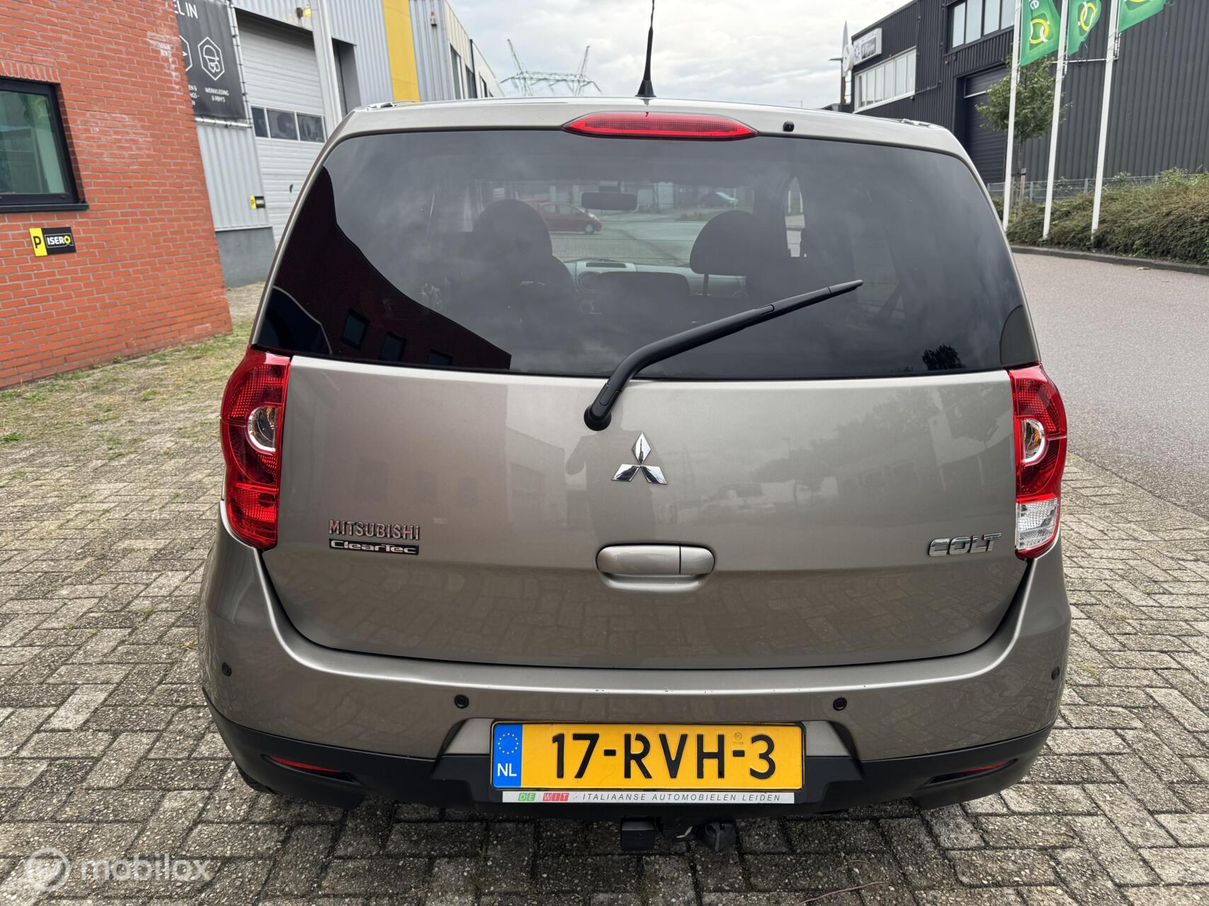 Foto van Mitsubishi Mitsubishi Colt