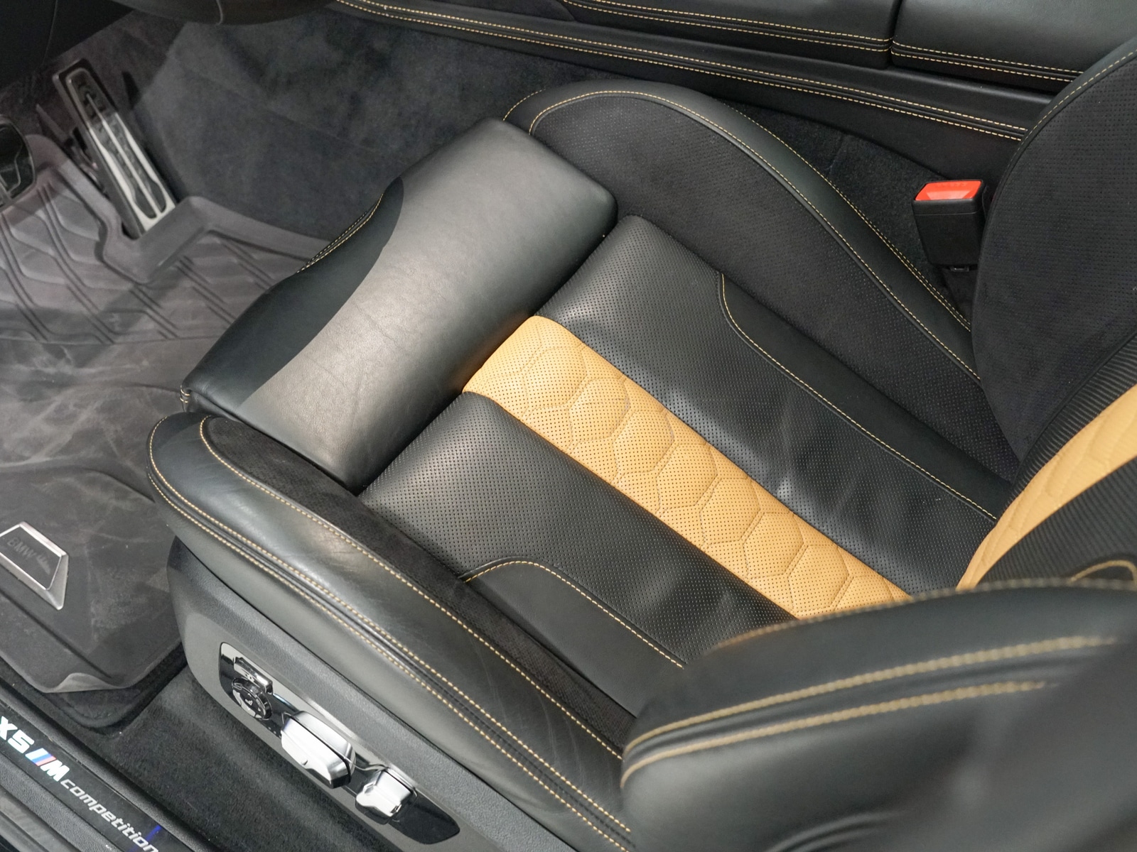 Foto van BMW X5 M Competition