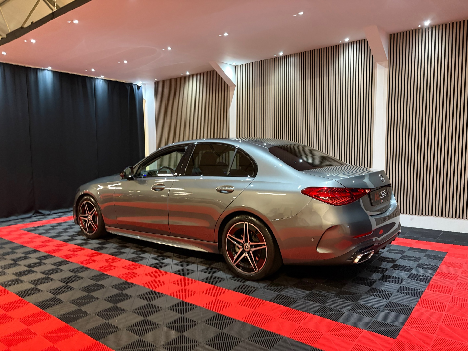 Foto van Mercedes-Benz C 200