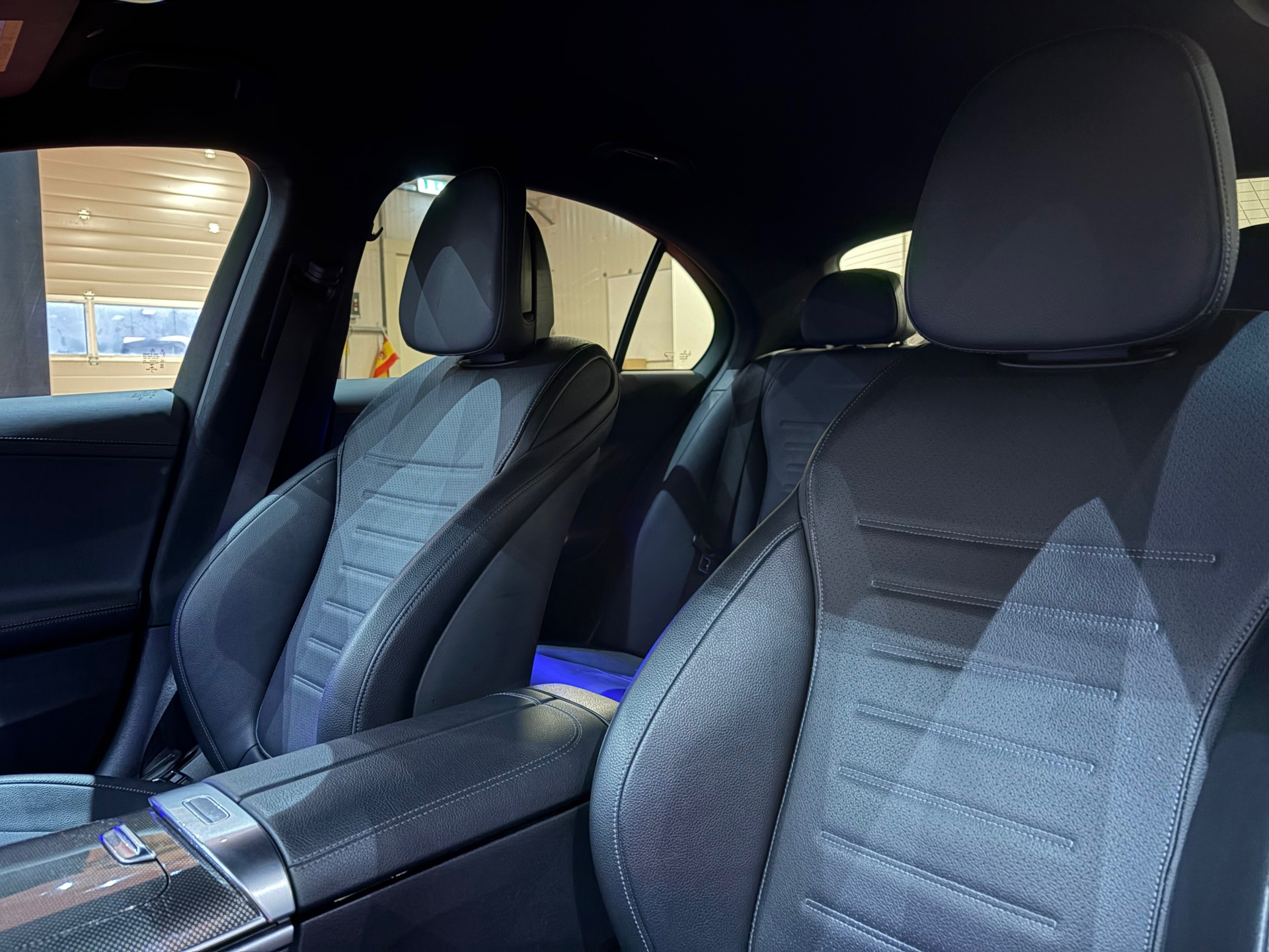 Foto van Mercedes-Benz C 200