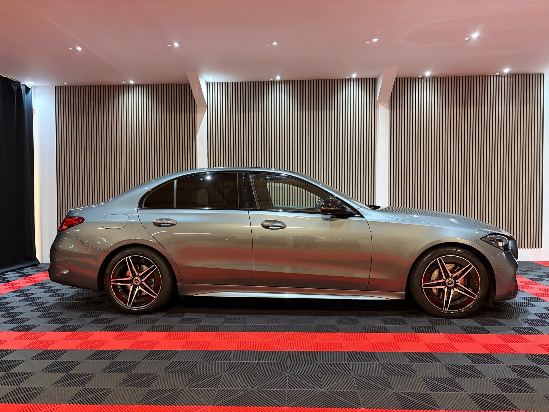 Foto van Mercedes-Benz C 200
