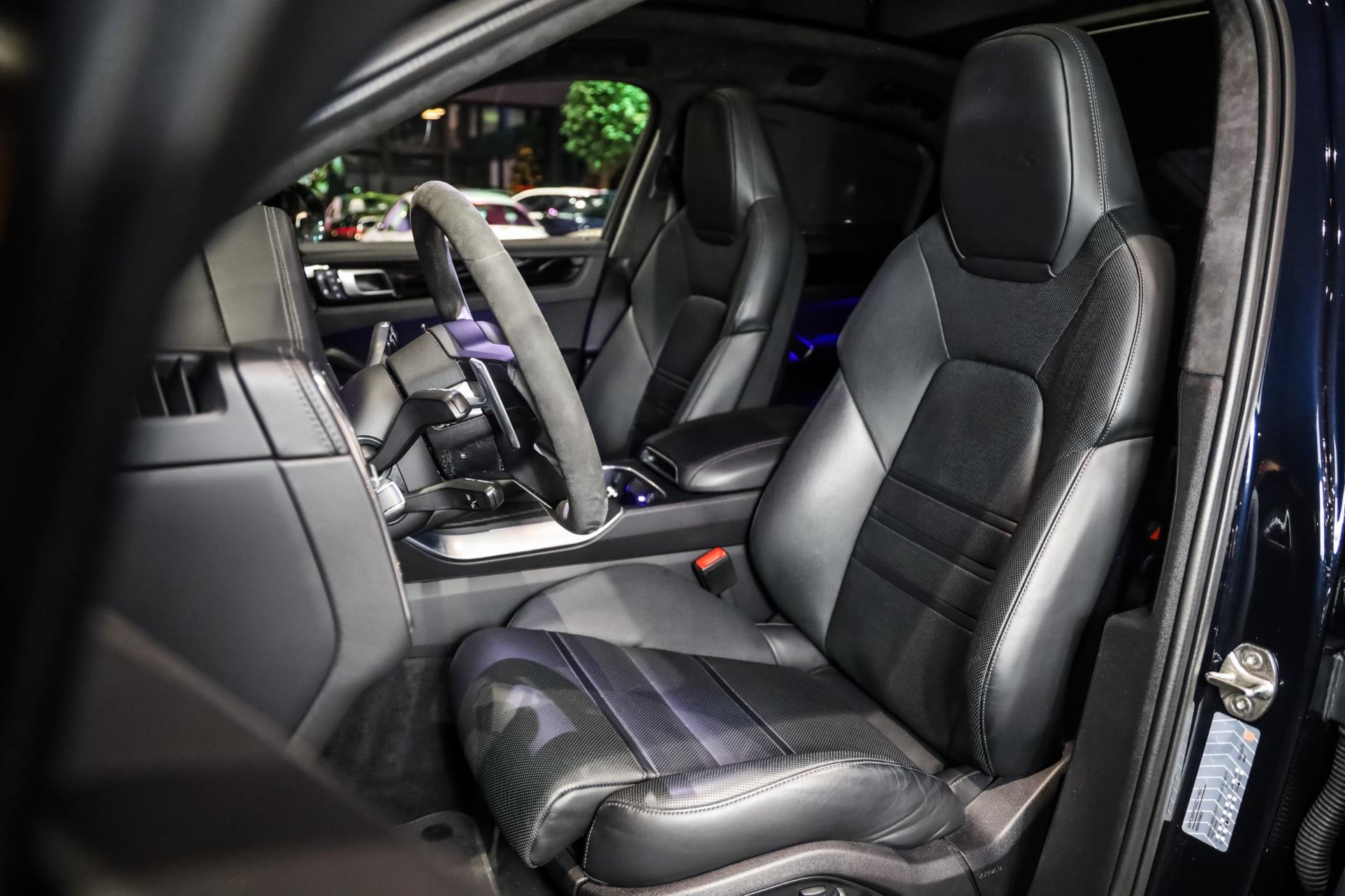 Foto van Porsche Cayenne Turbo S E-hybrid
