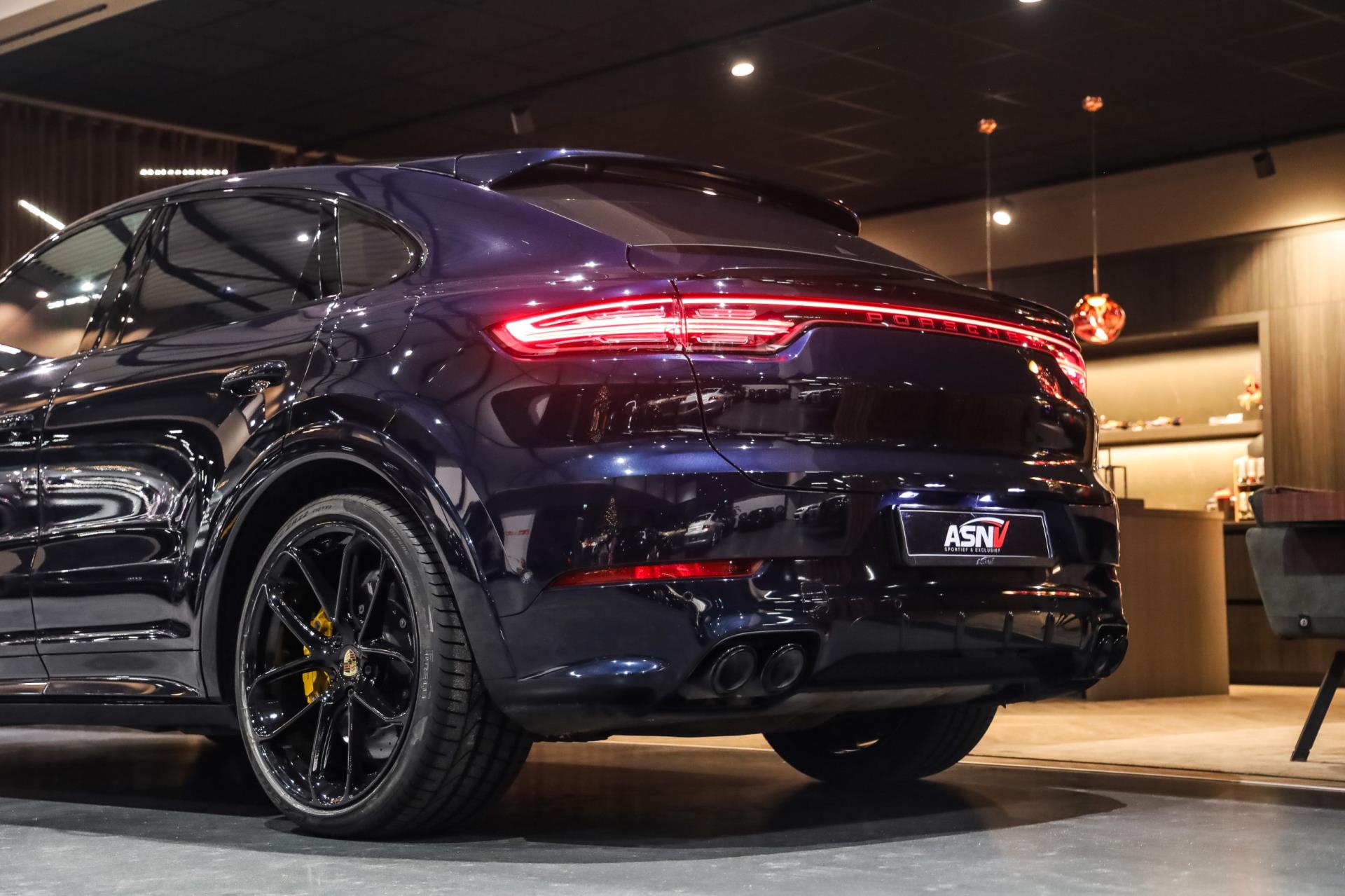 Foto van Porsche Cayenne Turbo S E-hybrid