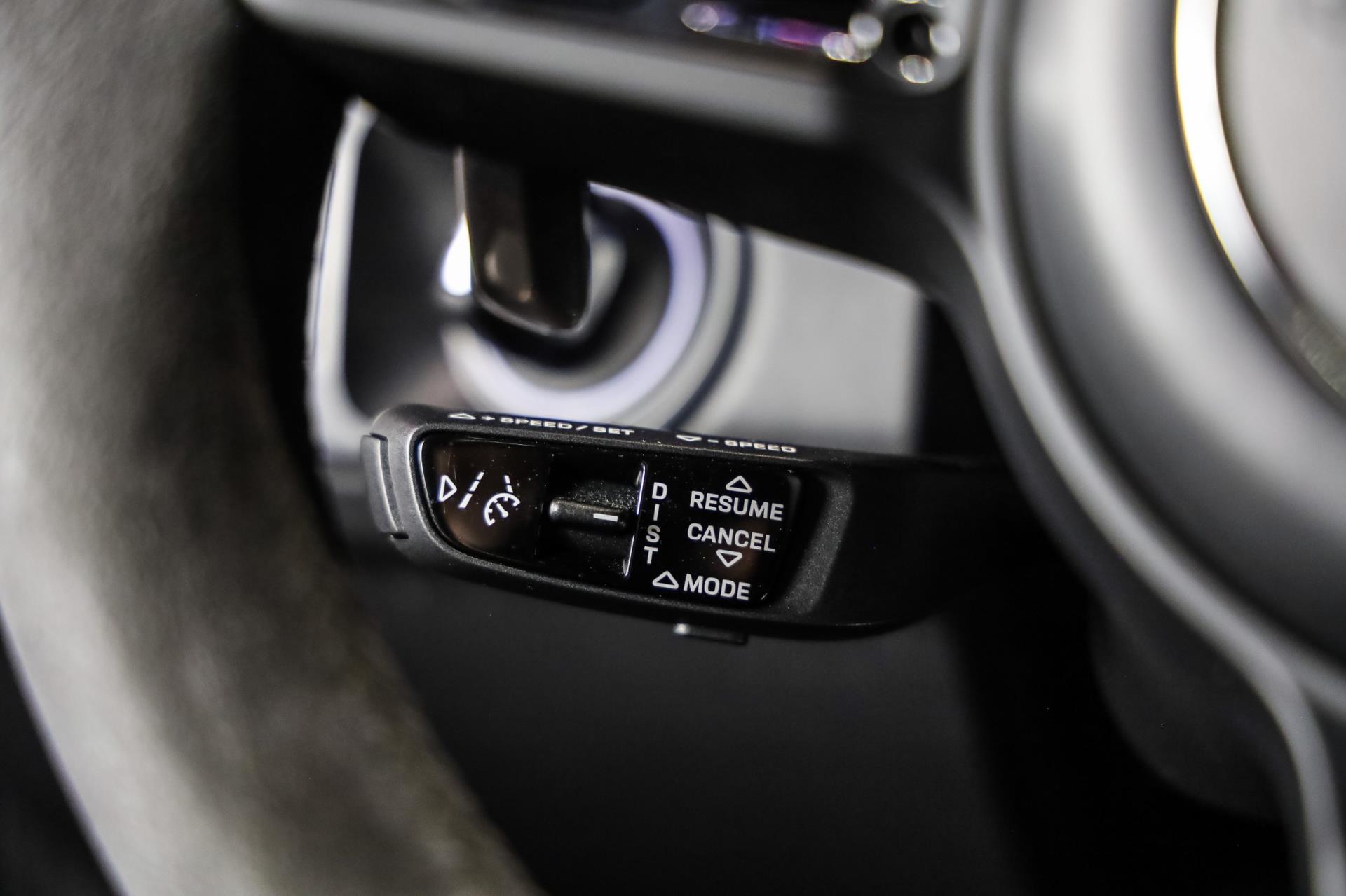Foto van Porsche Cayenne Turbo S E-hybrid