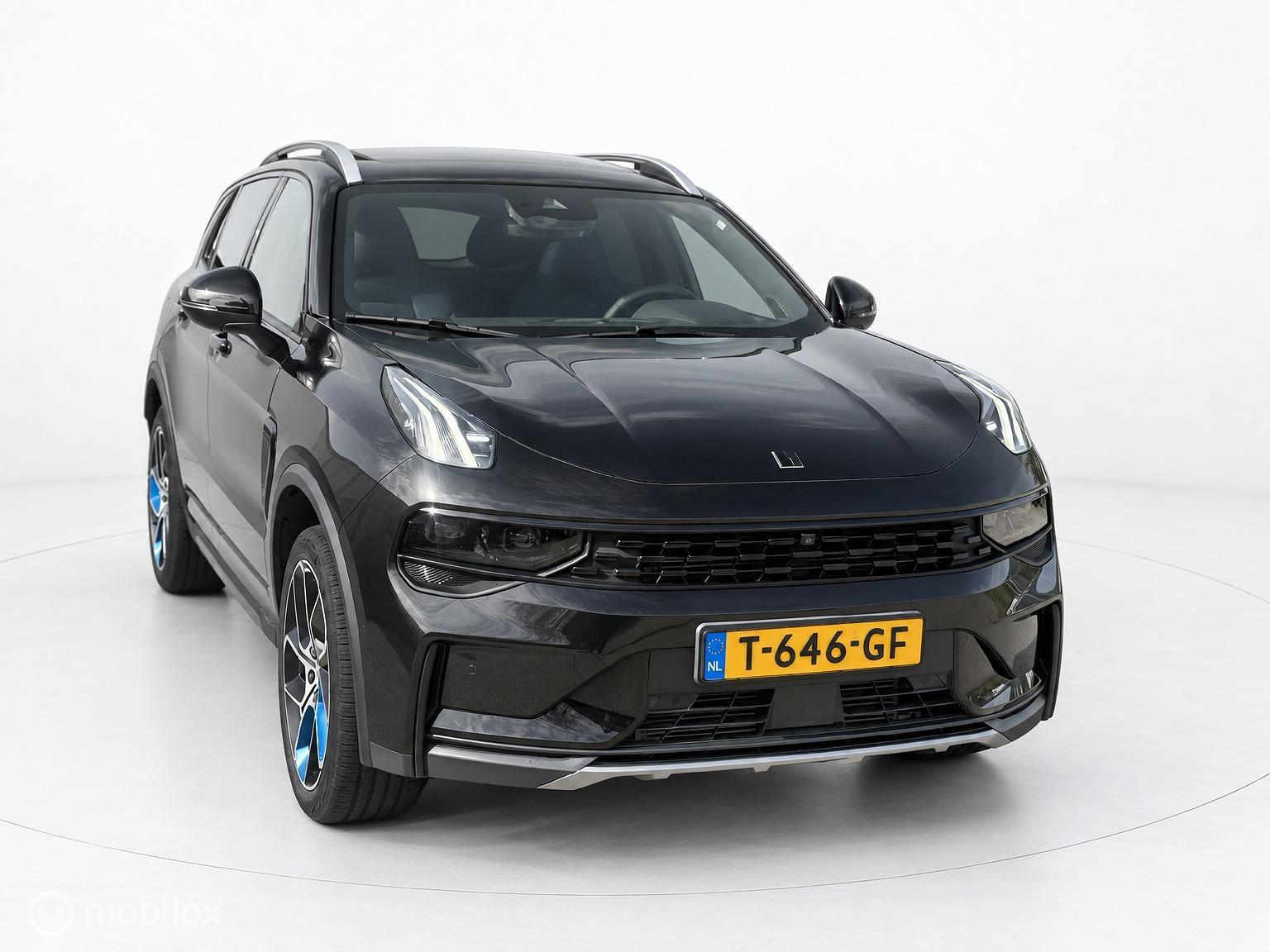 Foto van LYNK & Co 01