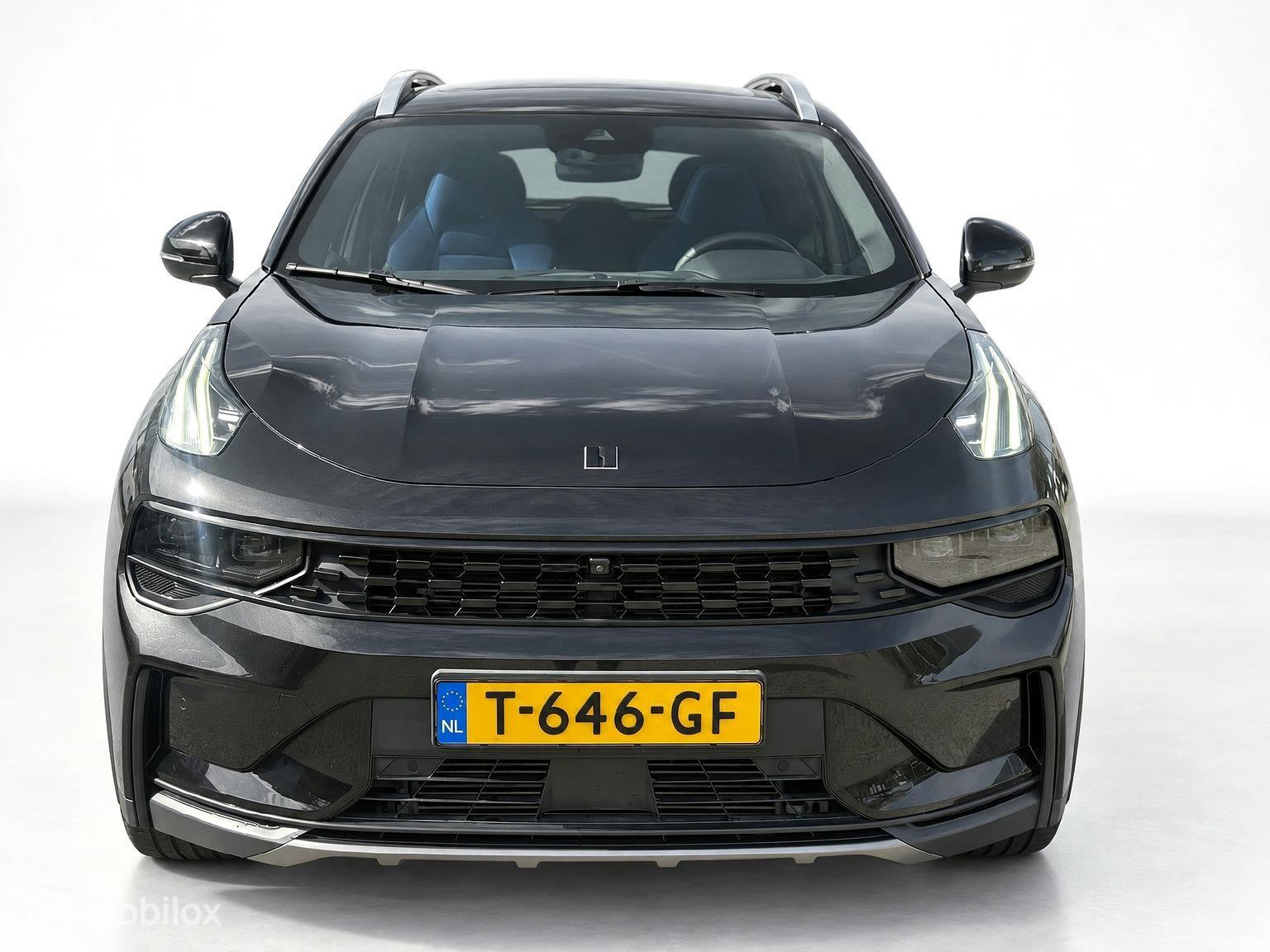 Foto van LYNK & Co 01