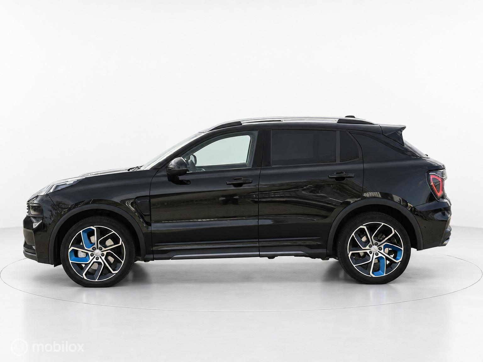 Foto van LYNK & Co 01