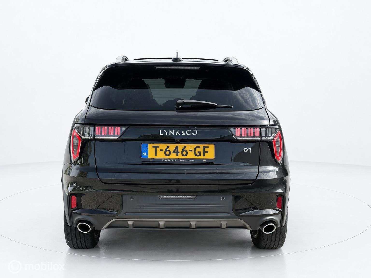 Foto van LYNK & Co 01