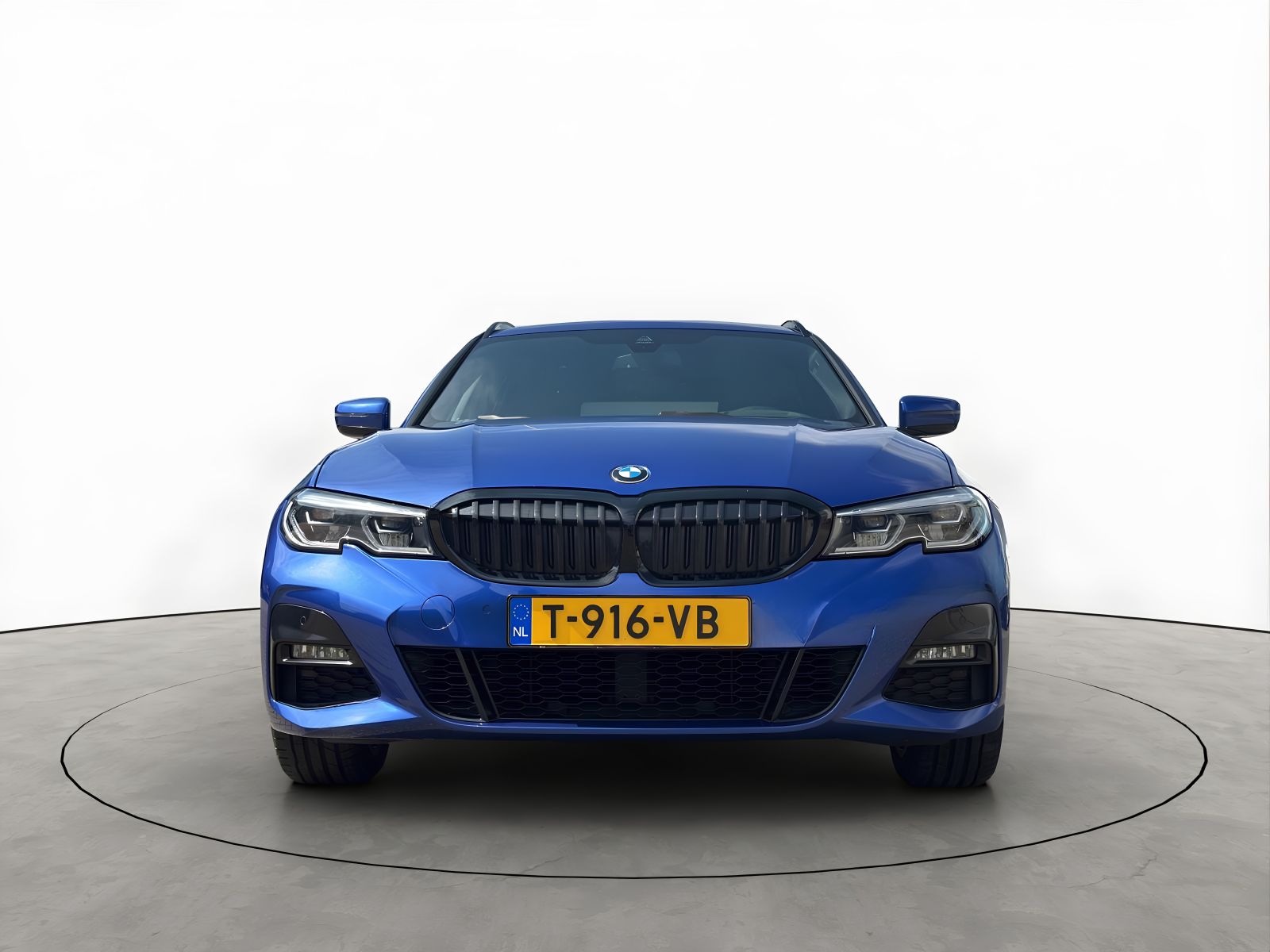 Foto van BMW 330e xDrive