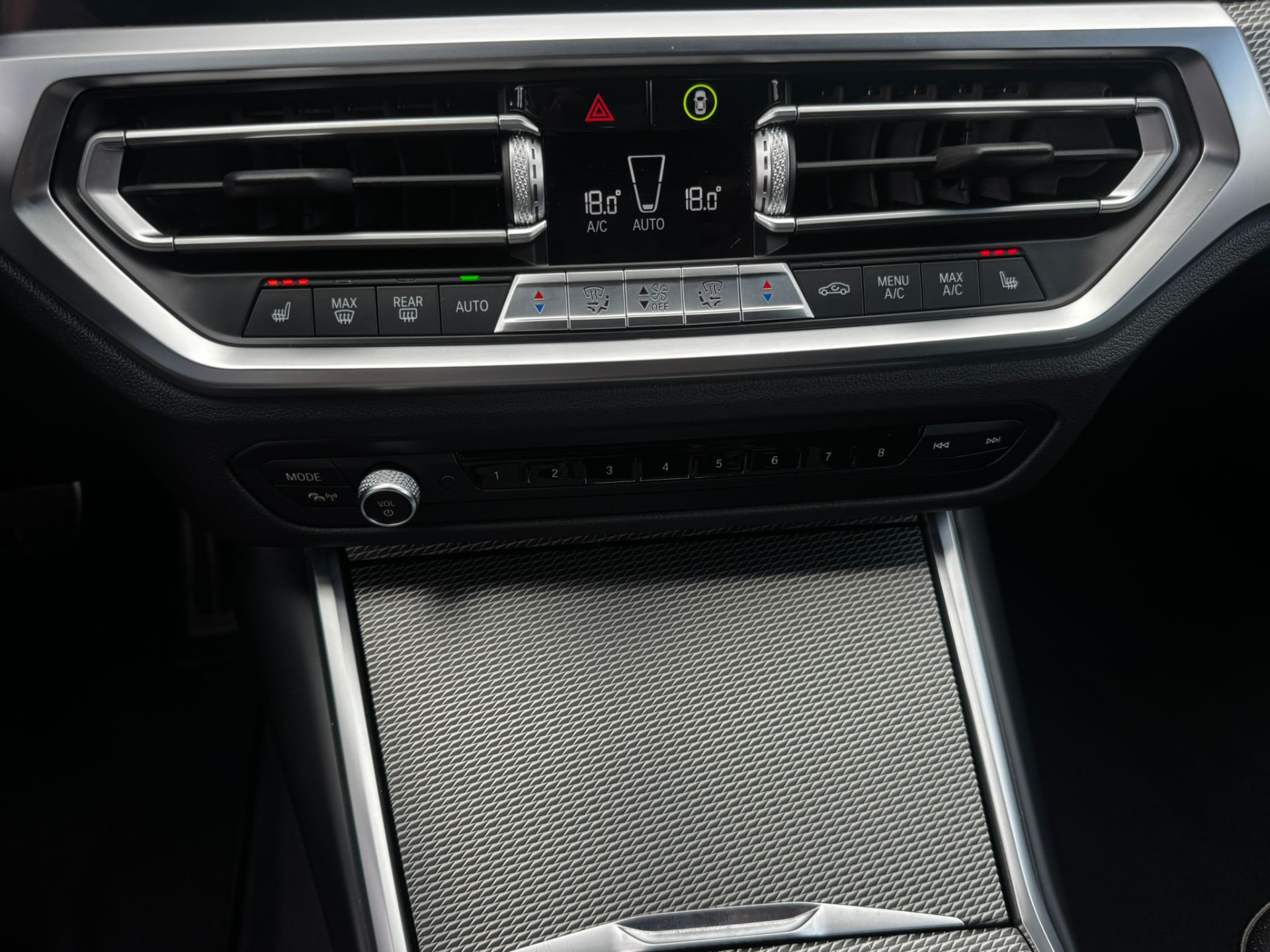 Foto van BMW 330e xDrive