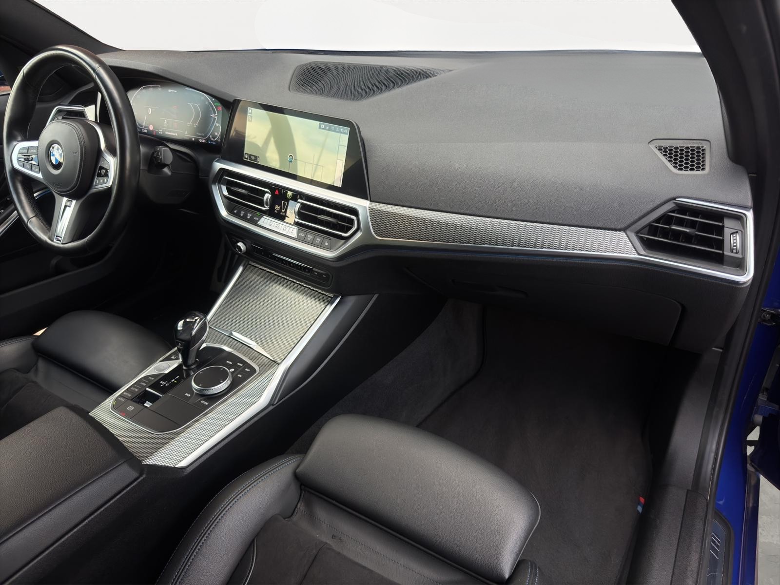 Foto van BMW 330e xDrive