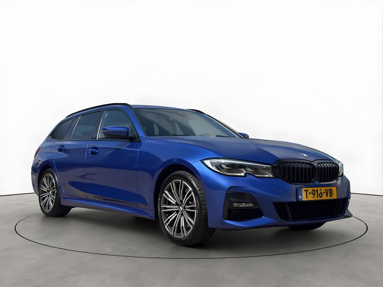 Foto van BMW 330e xDrive