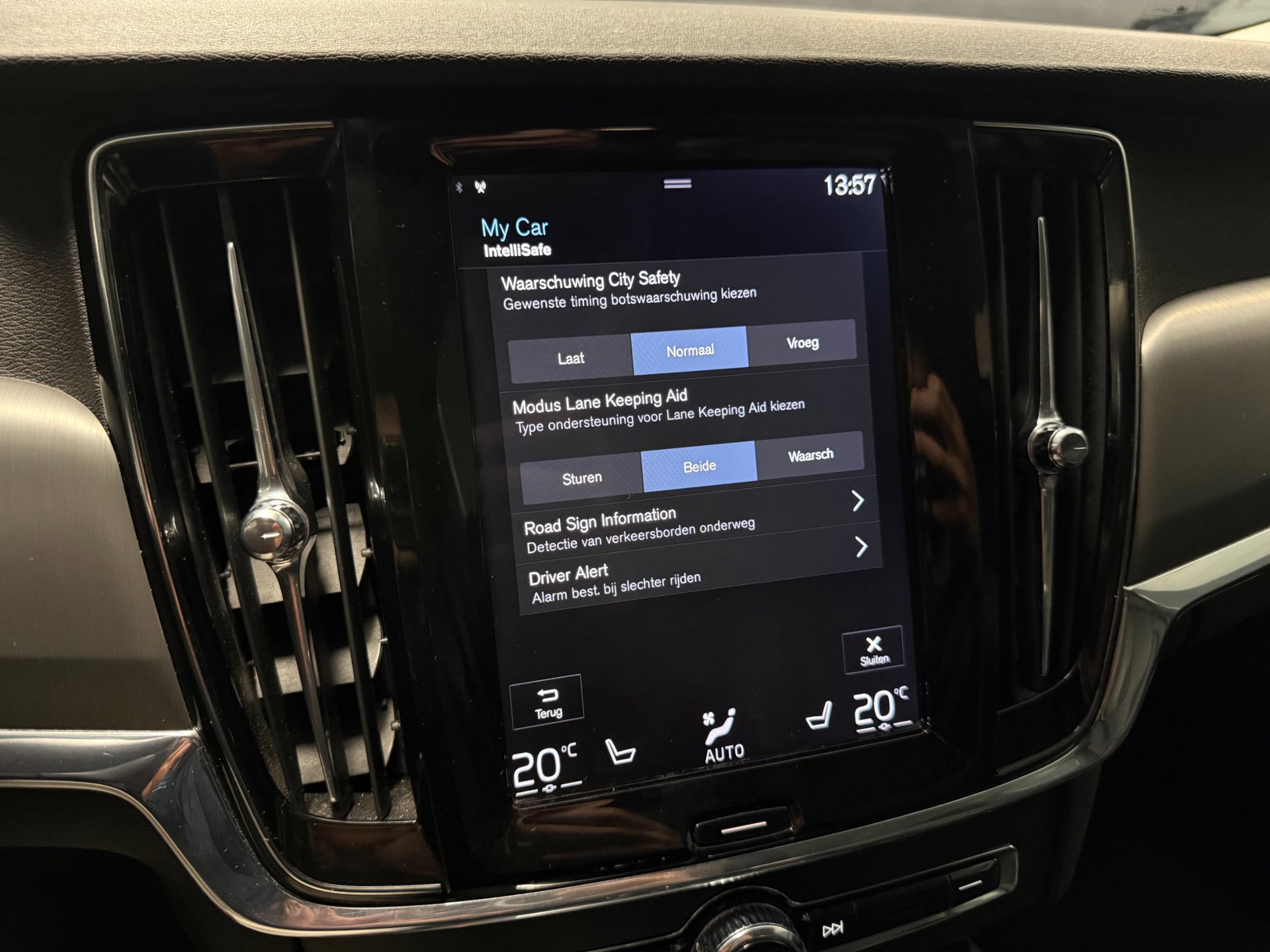 Foto van Volvo S90