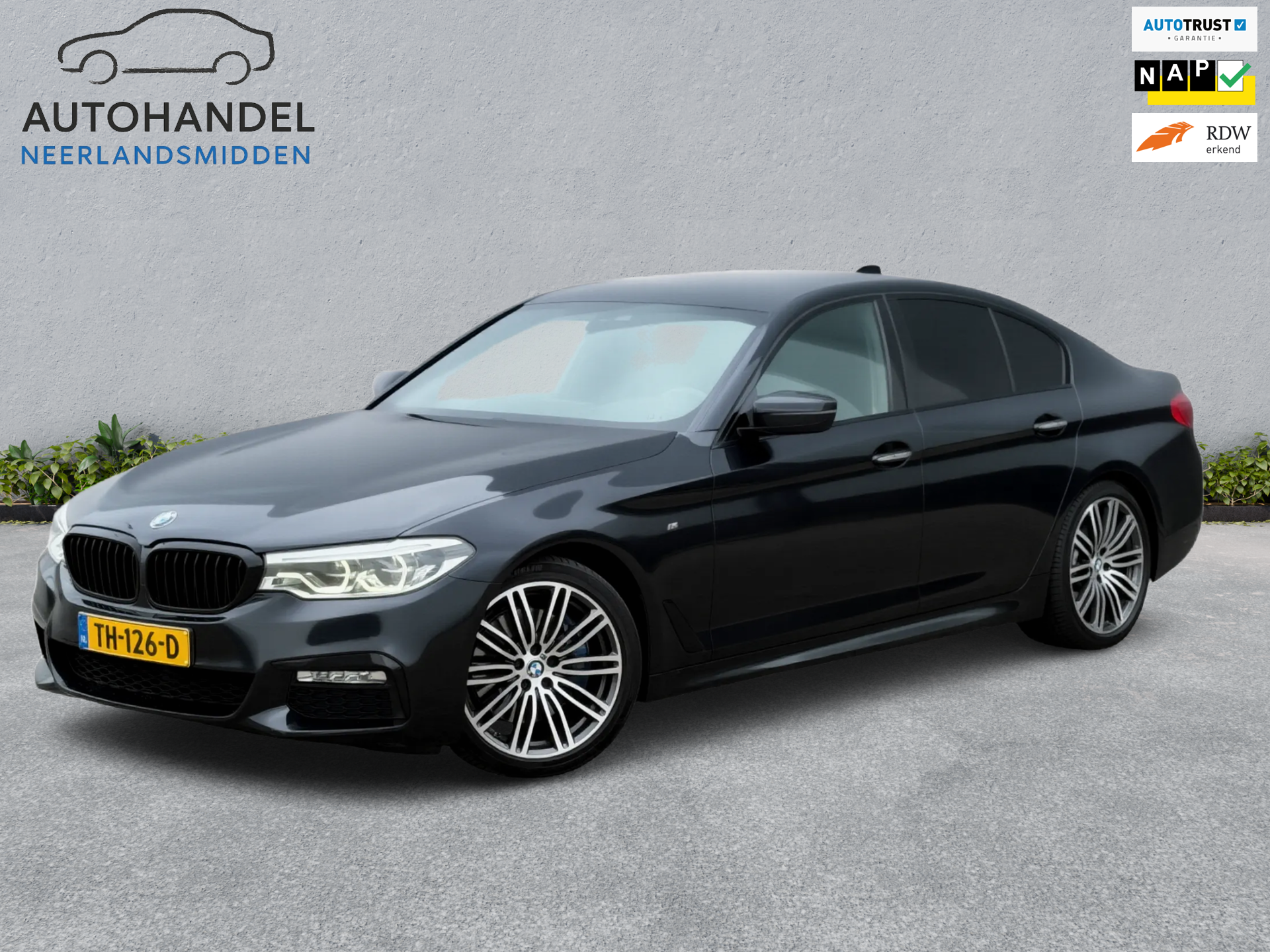 BMW 530i 530i High Executive M-pakket sfeerverlichting zwarte hemel 2018 - voorkant
