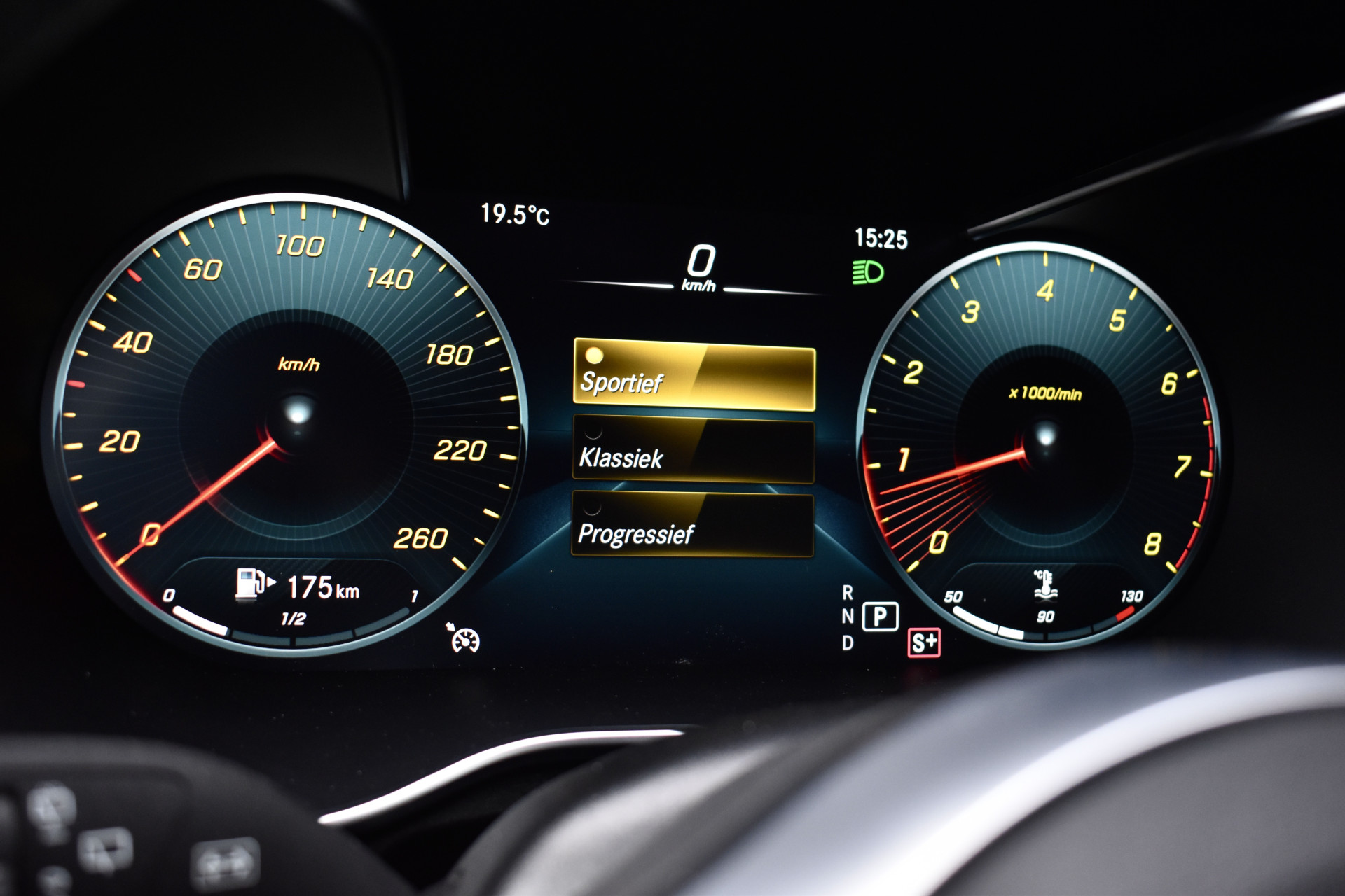 Foto van Mercedes-Benz C 160
