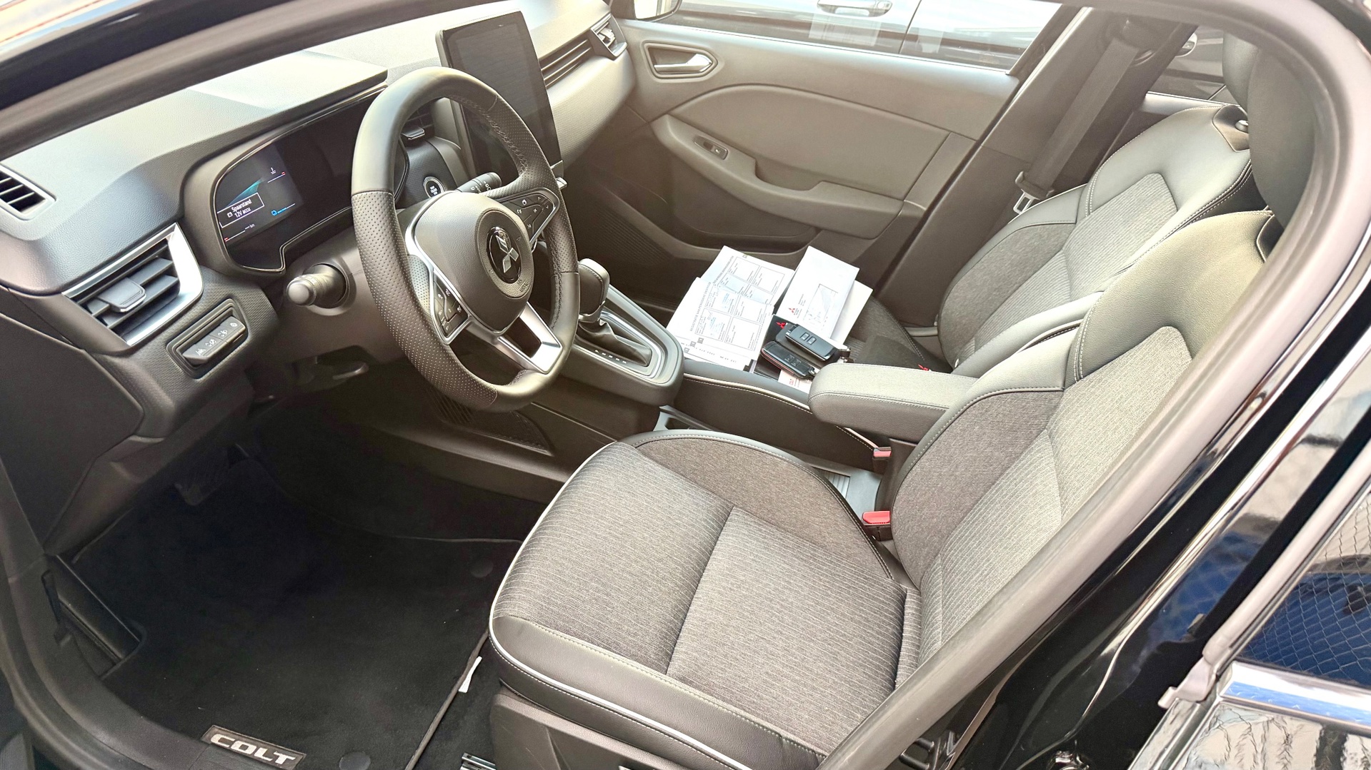 Foto van Mitsubishi Colt