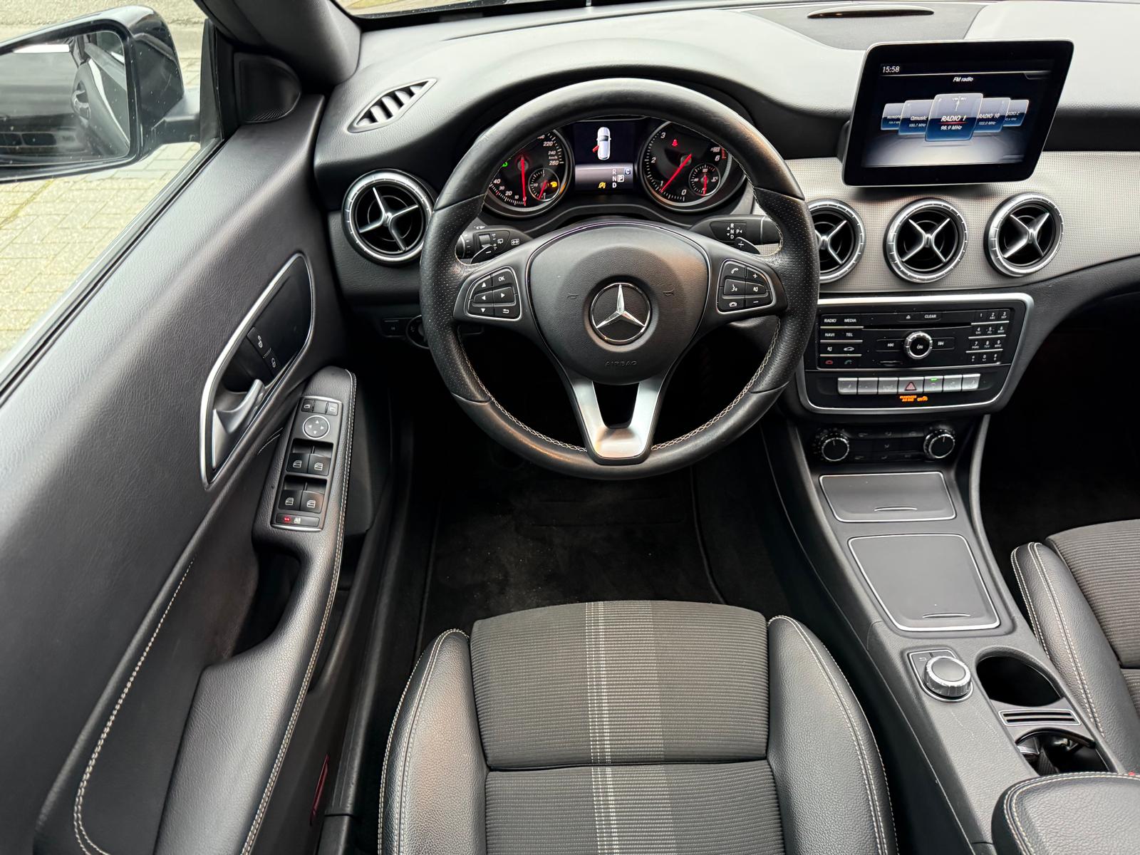Foto van Mercedes-Benz Cla 180 D
