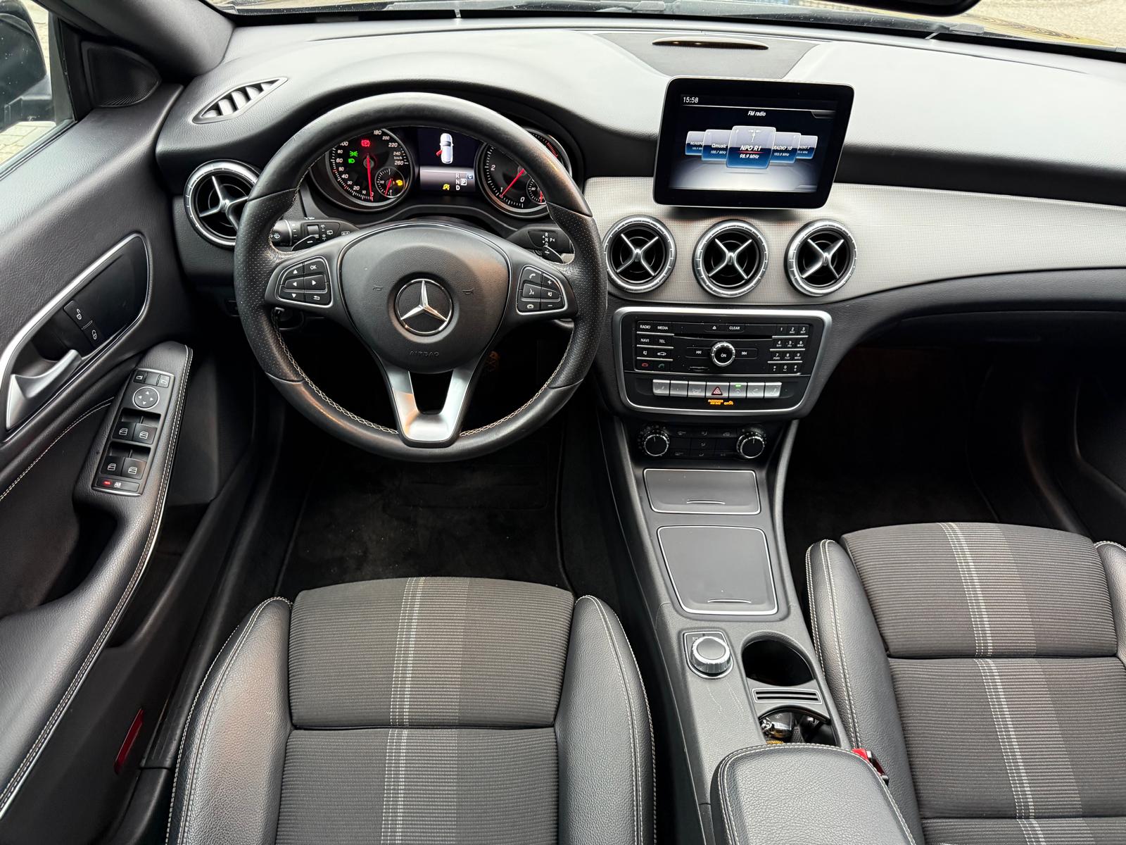 Foto van Mercedes-Benz Cla 180 D
