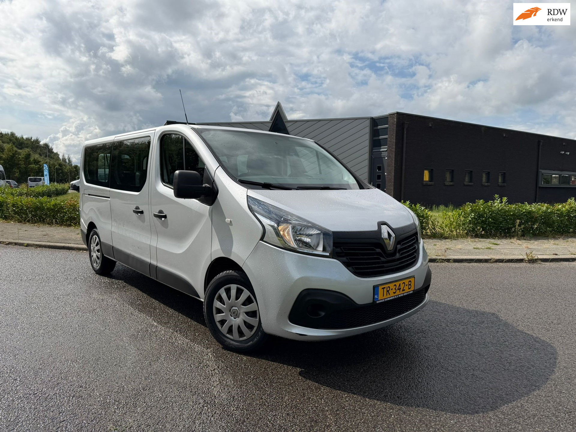 Renault Trafic 1.6 dCi Grand Authentique Energy | 9 persoons | EX BTW | BPM Vrij 2018 - voorkant