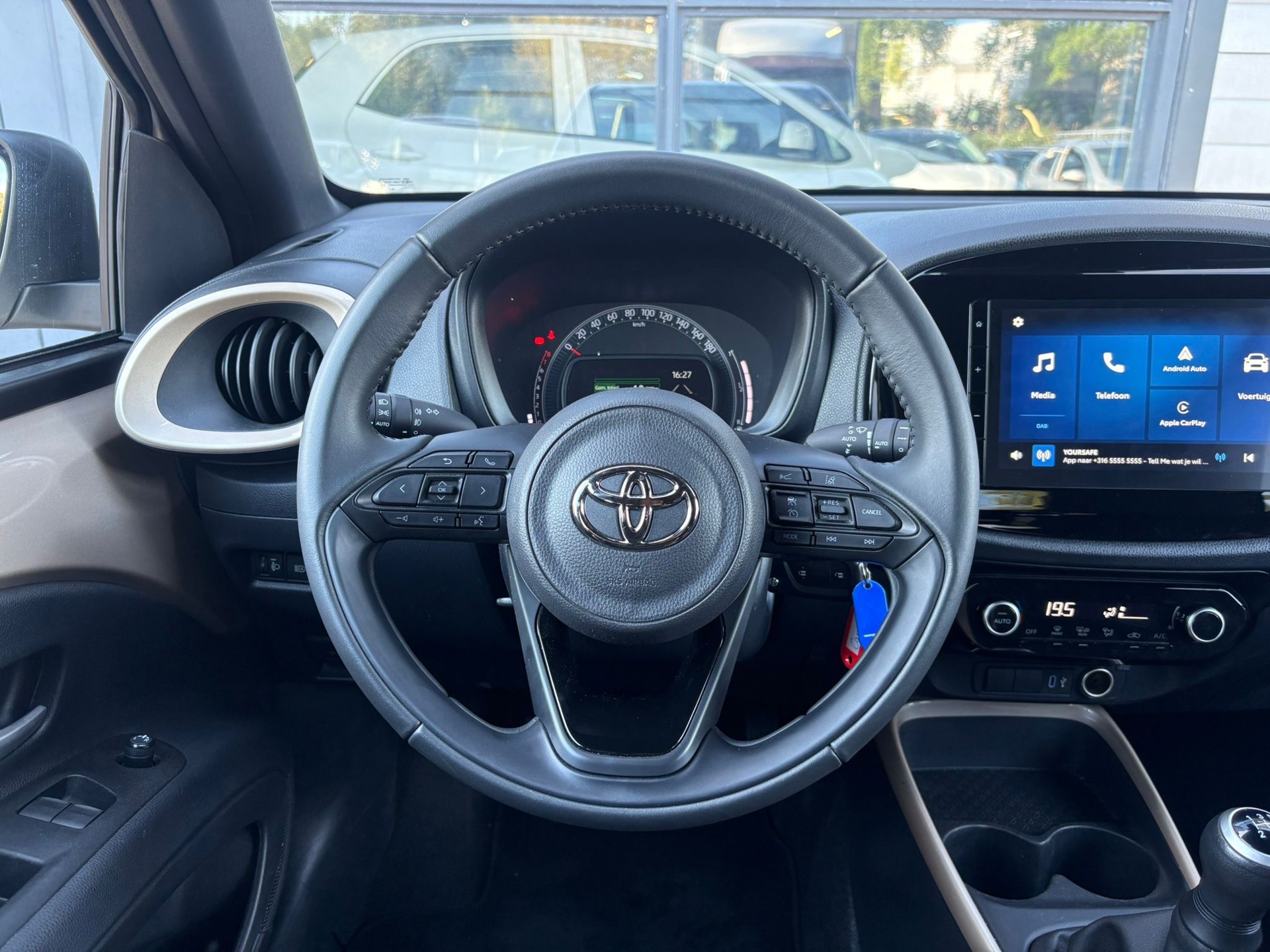 Foto van Toyota Toyota Aygo X