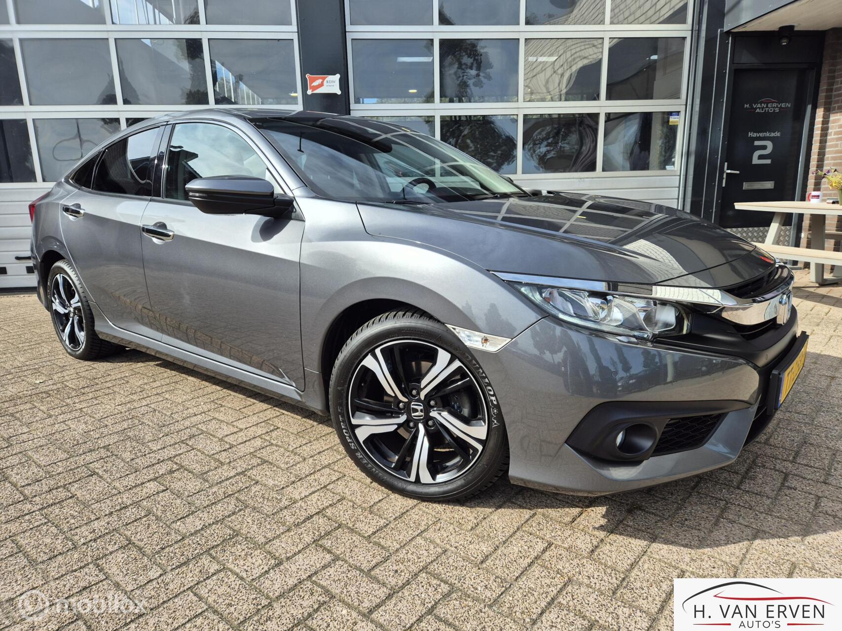 Honda Civic 1.5 i-VTEC Elegance 69000KM NAP! 2018 - voorkant
