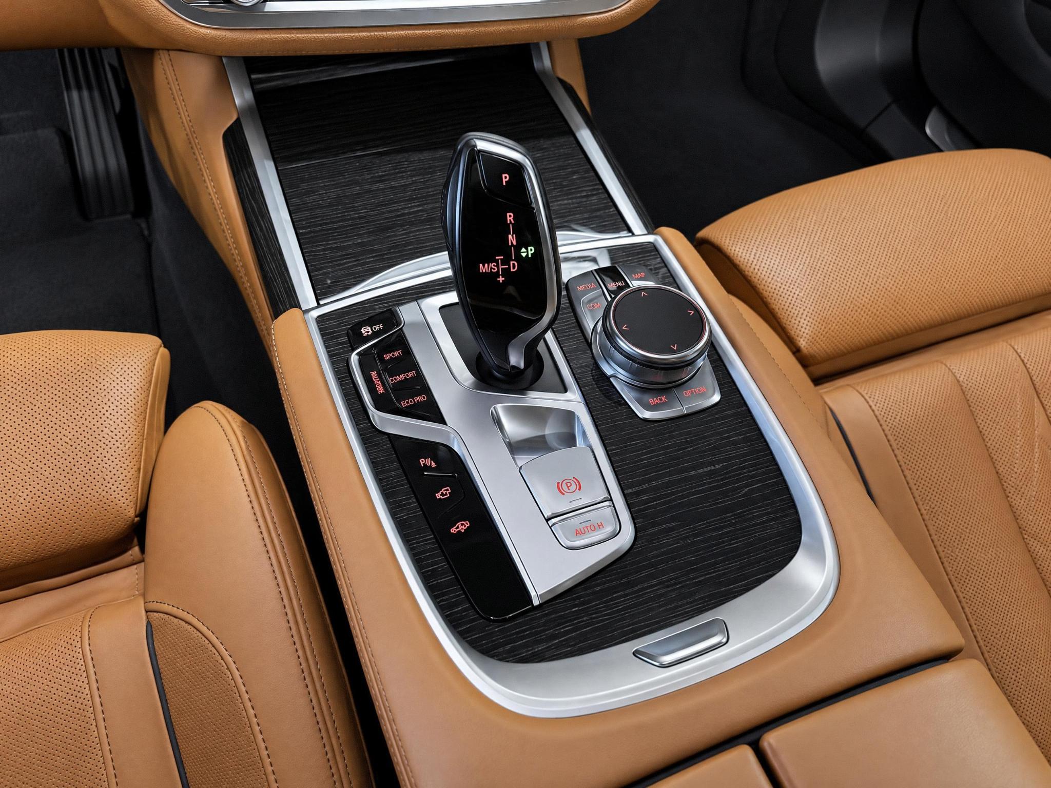 Foto van BMW 750i xDrive