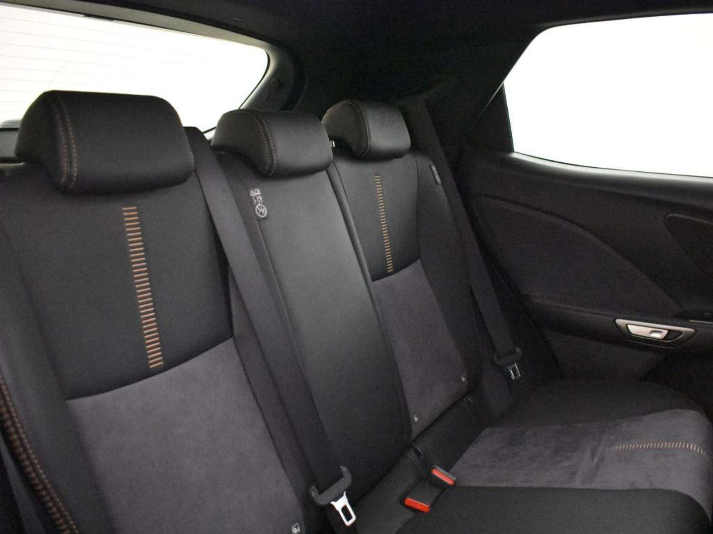 Foto van Lexus Lexus LBX