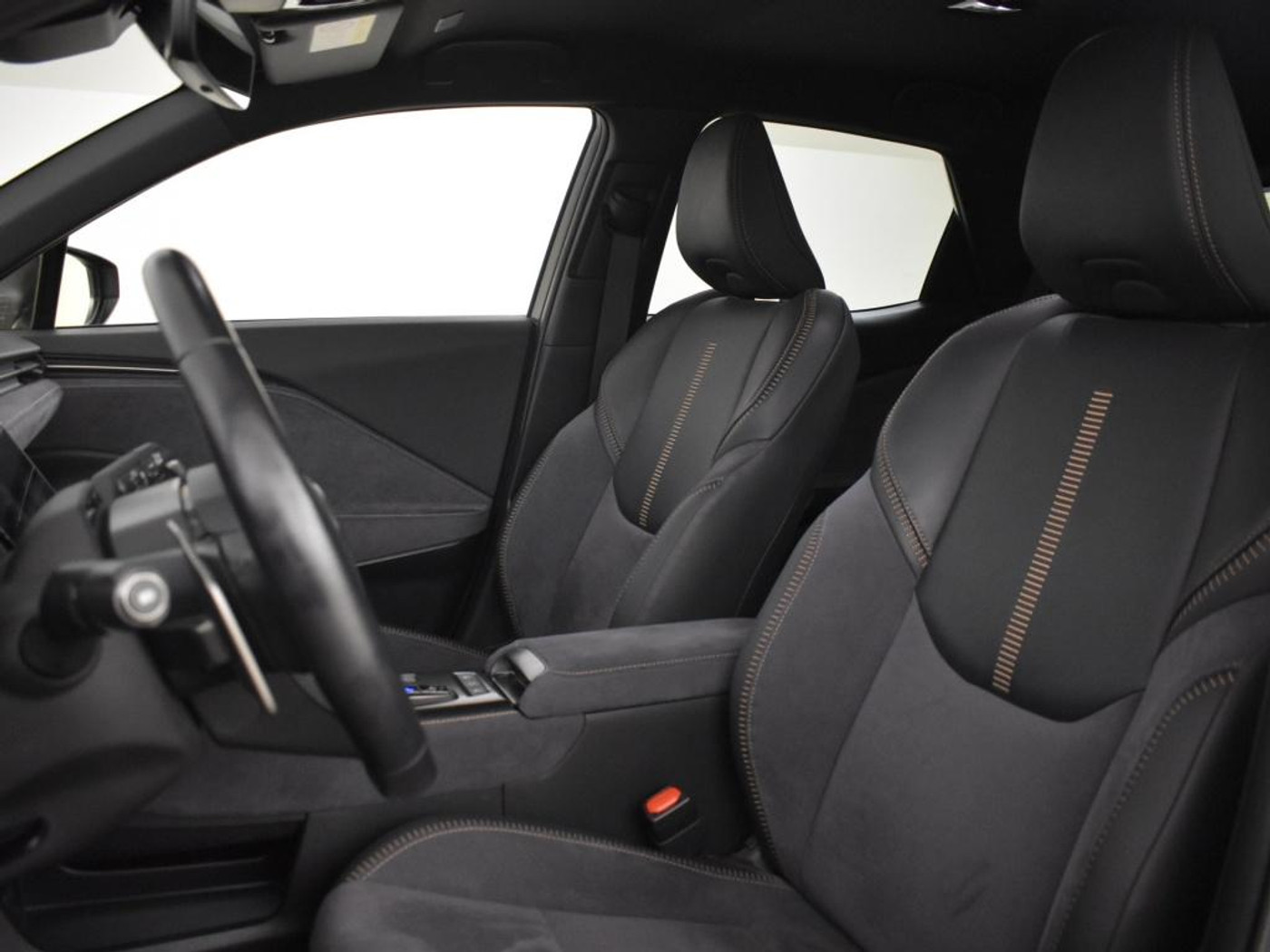 Foto van Lexus Lexus LBX