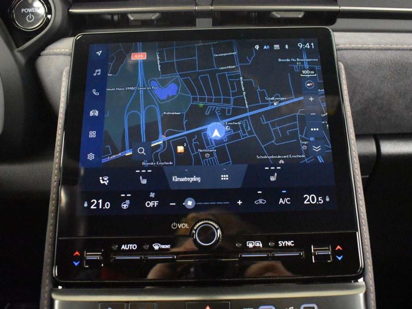 Foto van Lexus Lexus LBX