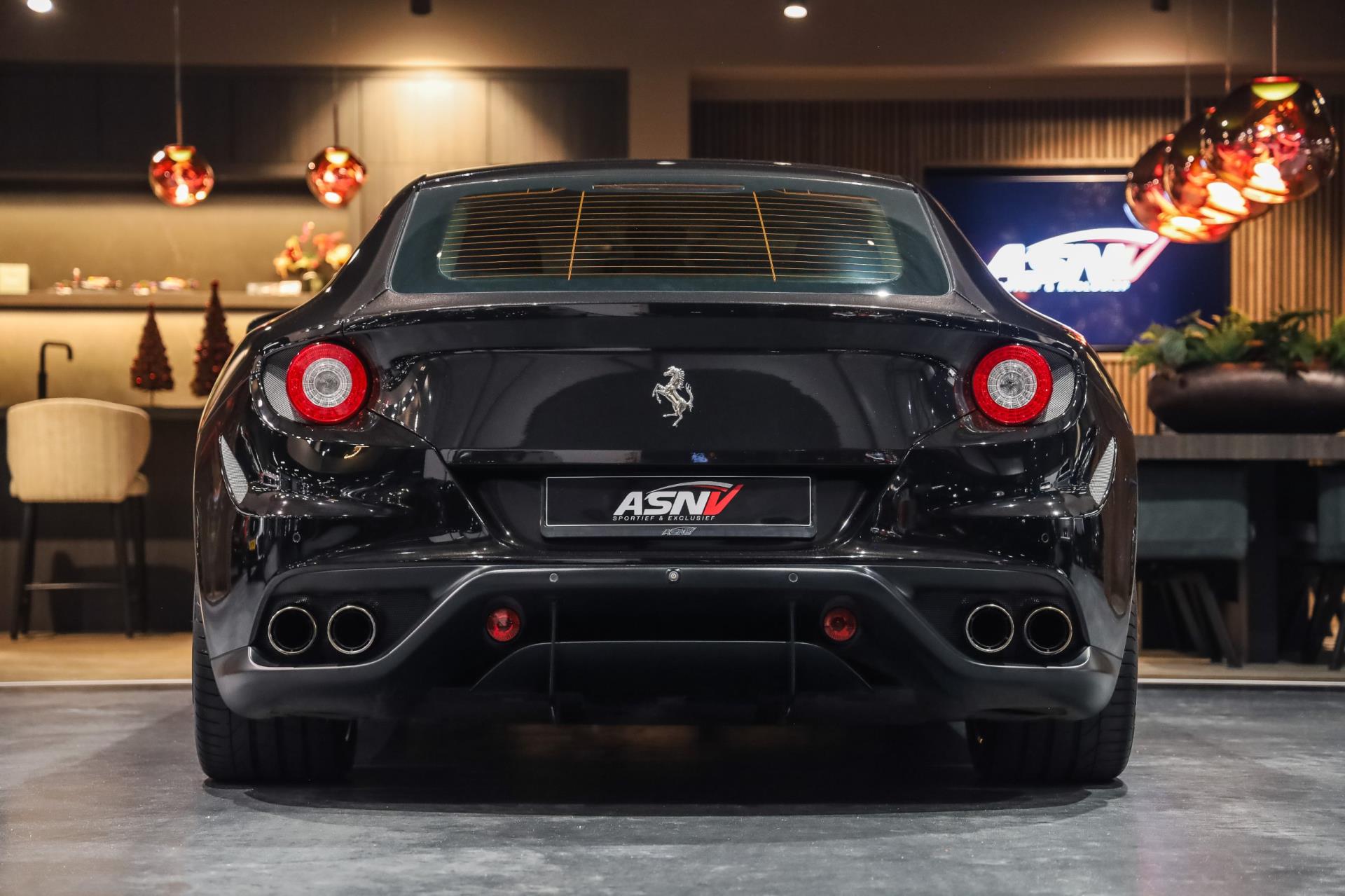 Foto van Ferrari FF
