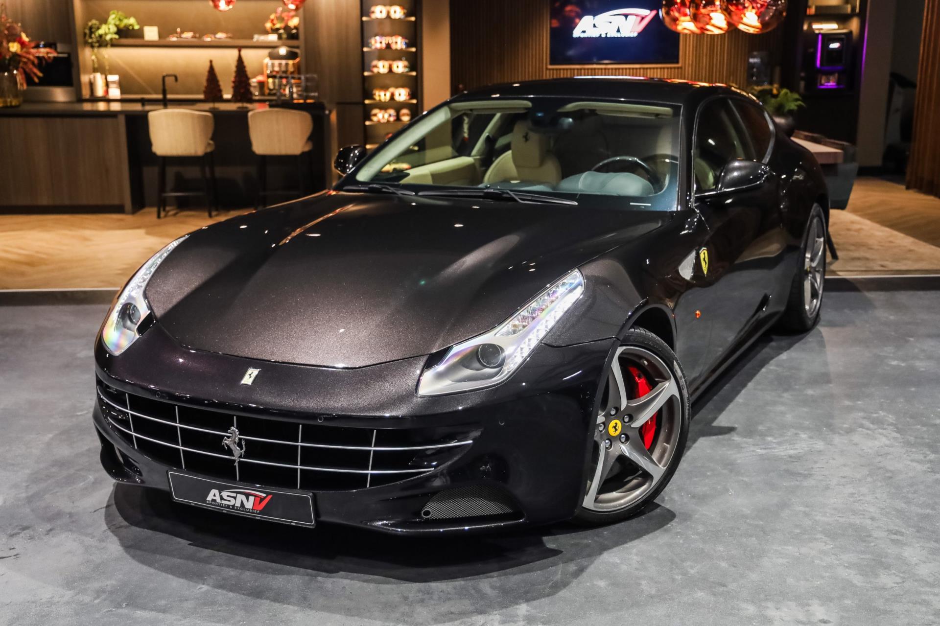 Foto van Ferrari FF
