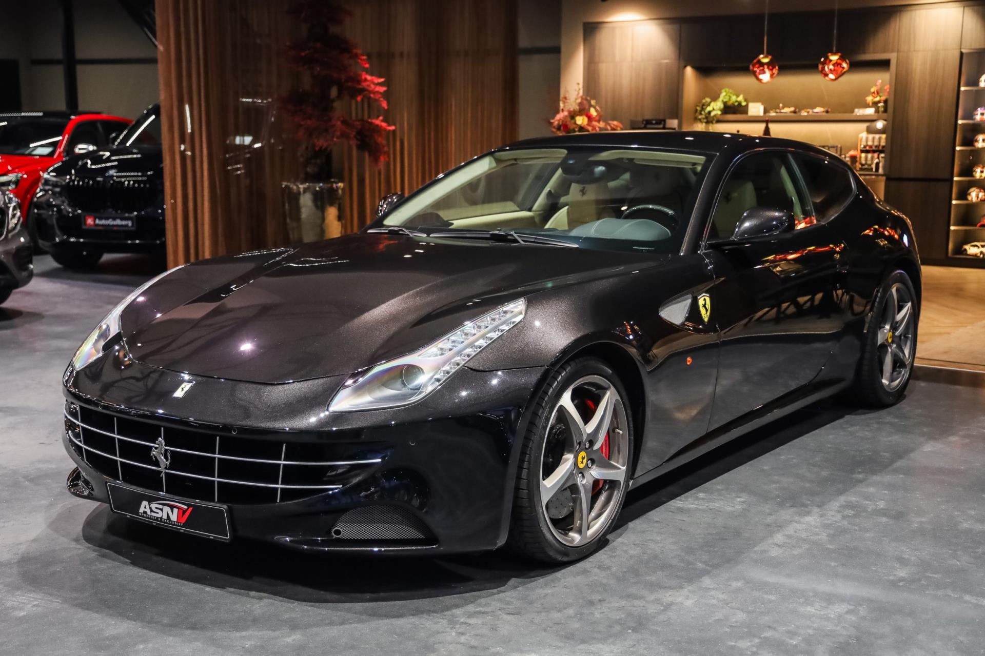 Foto van Ferrari FF