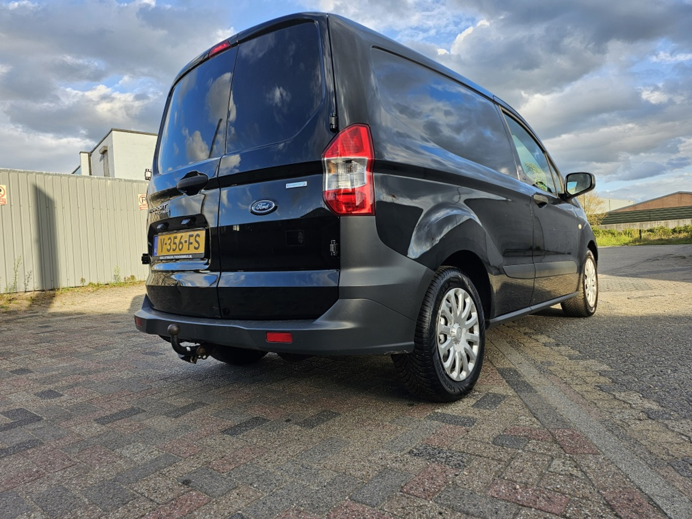 Foto van Ford Transit Courier