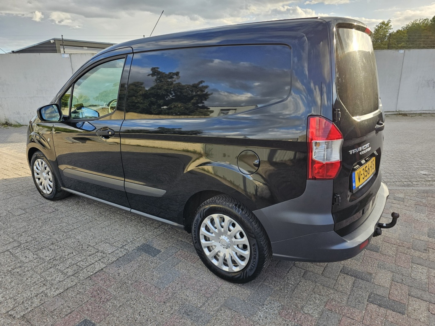 Foto van Ford Transit Courier