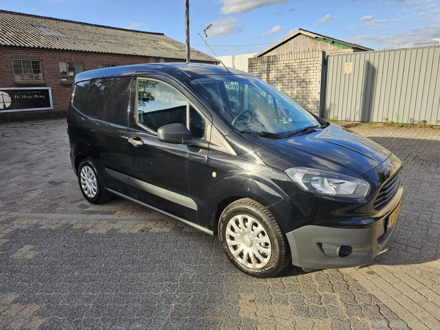 Foto van Ford Transit Courier
