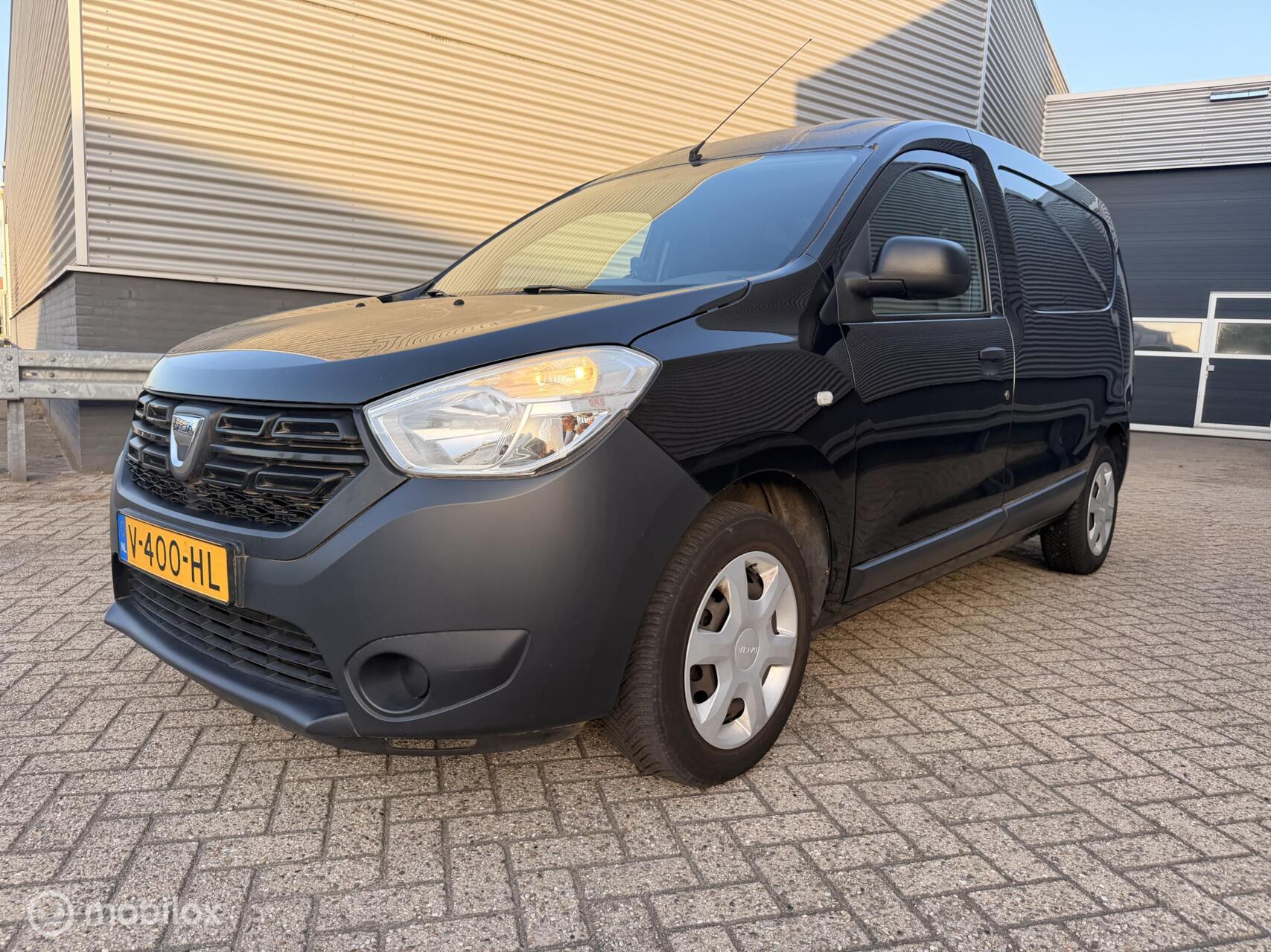 Foto van Dacia Dokker