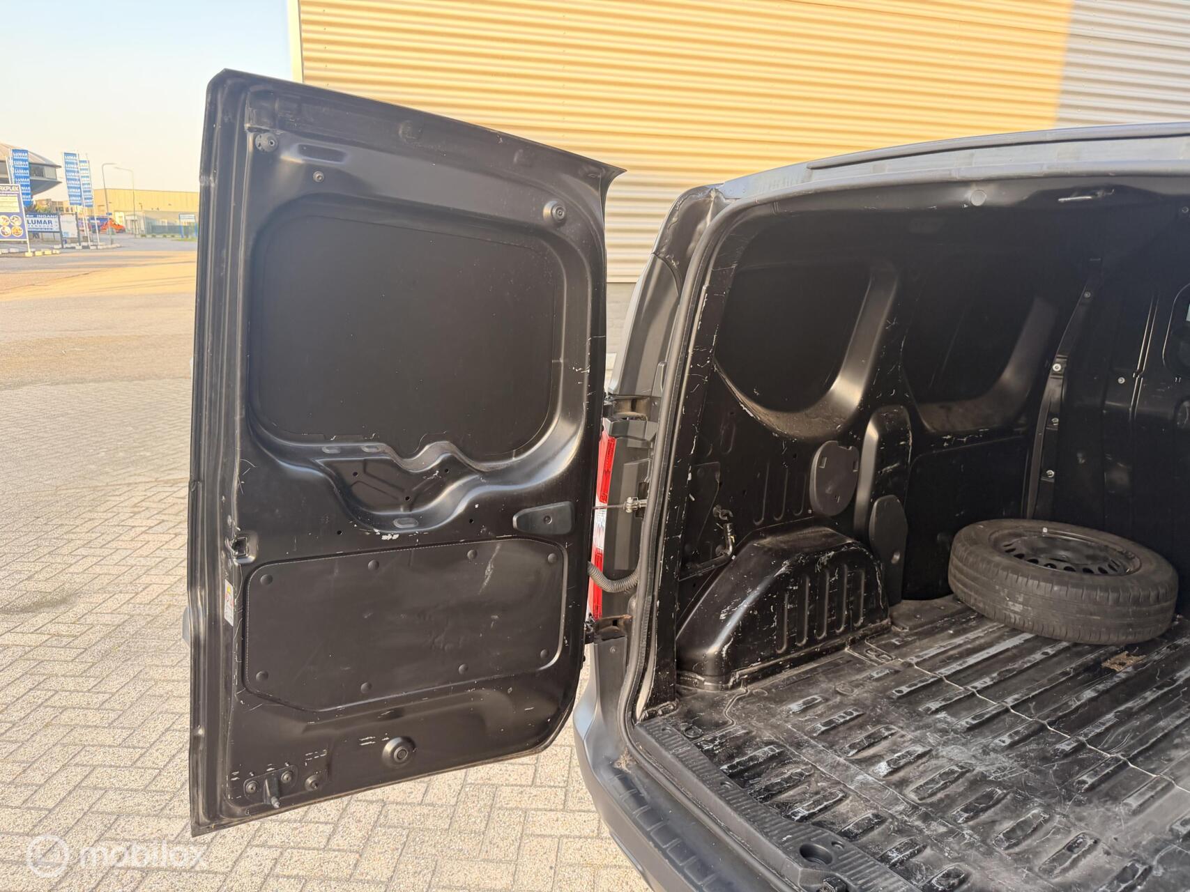Foto van Dacia Dokker
