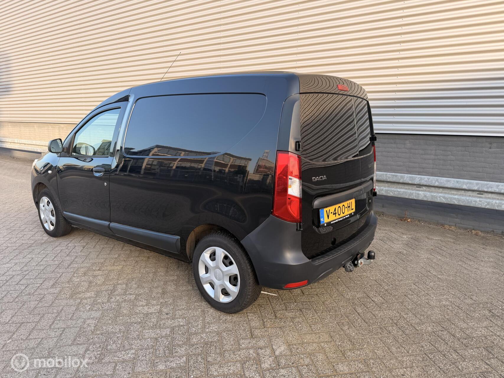 Foto van Dacia Dokker