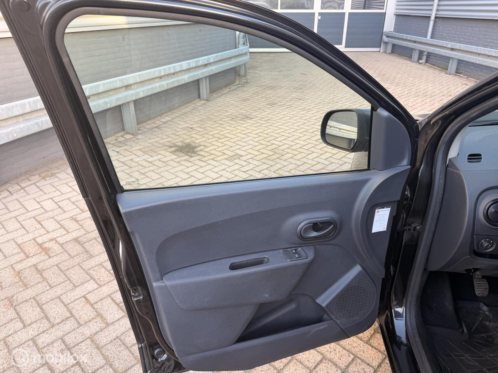 Foto van Dacia Dokker