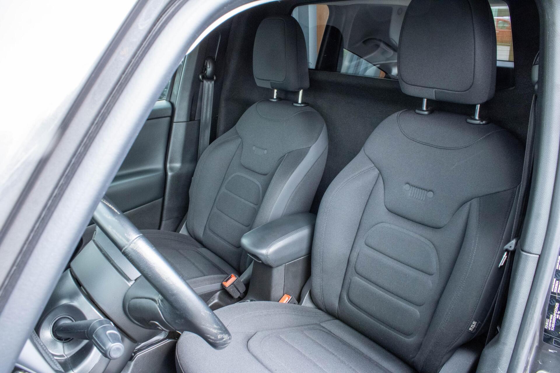 Foto van Jeep Renegade Van