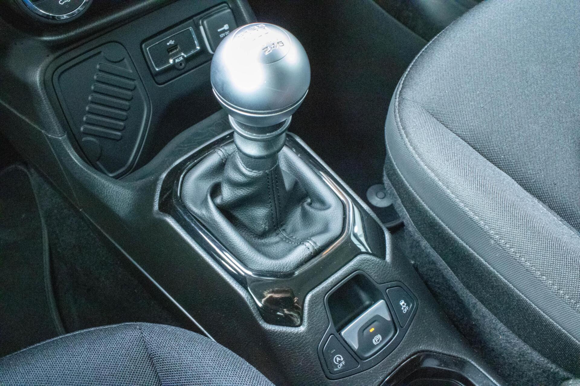Foto van Jeep Renegade Van