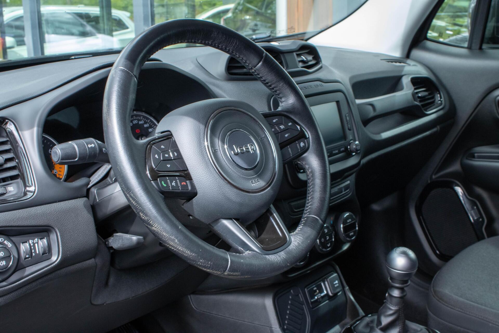 Foto van Jeep Renegade Van