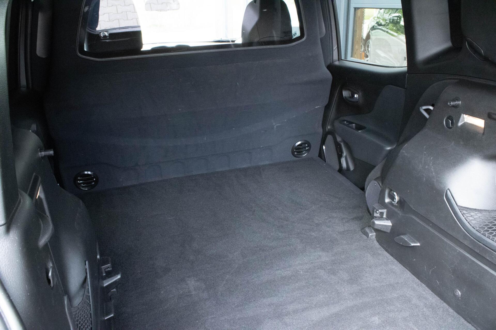 Foto van Jeep Renegade Van