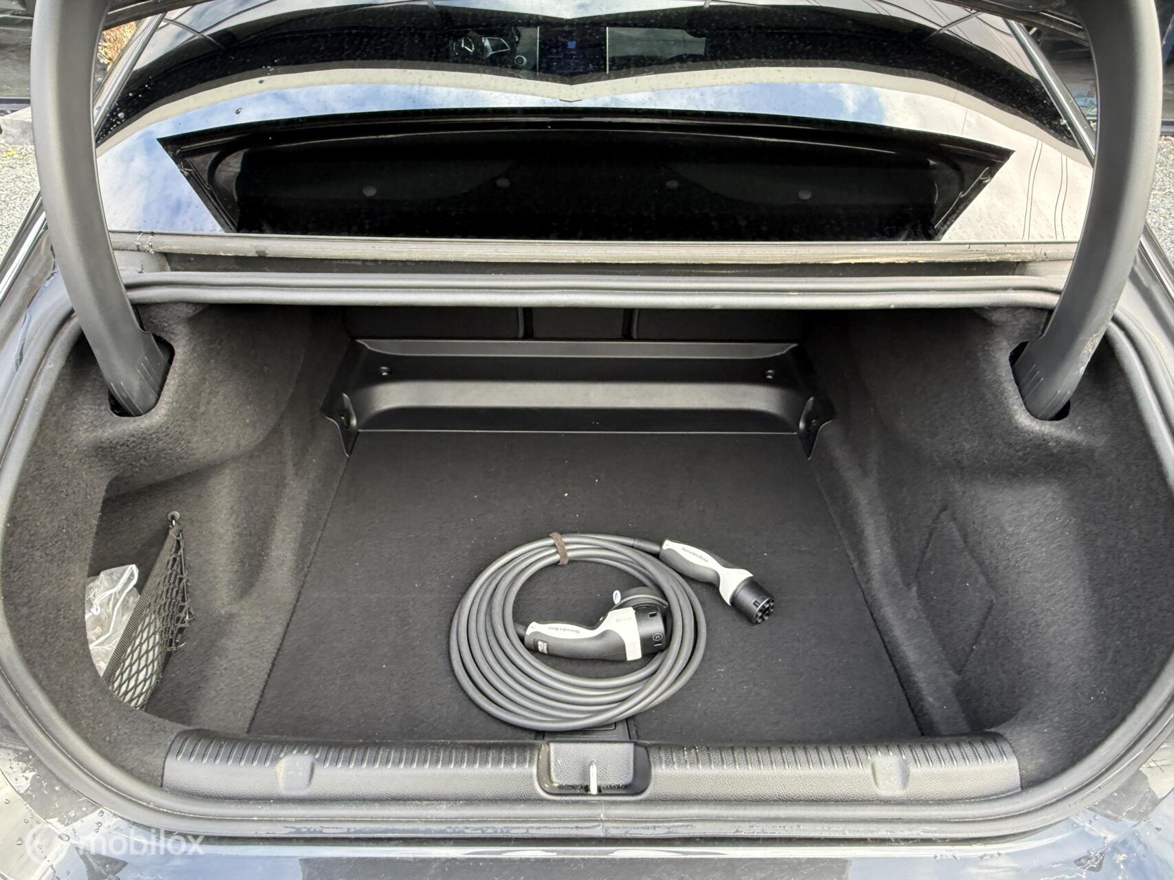 Foto van Mercedes-Benz Eqe 300