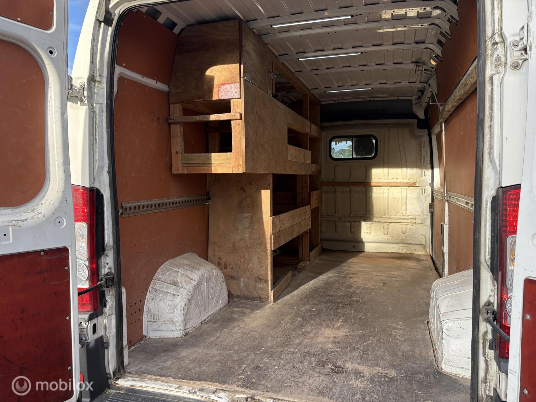 Foto van Peugeot Peugeot Boxer