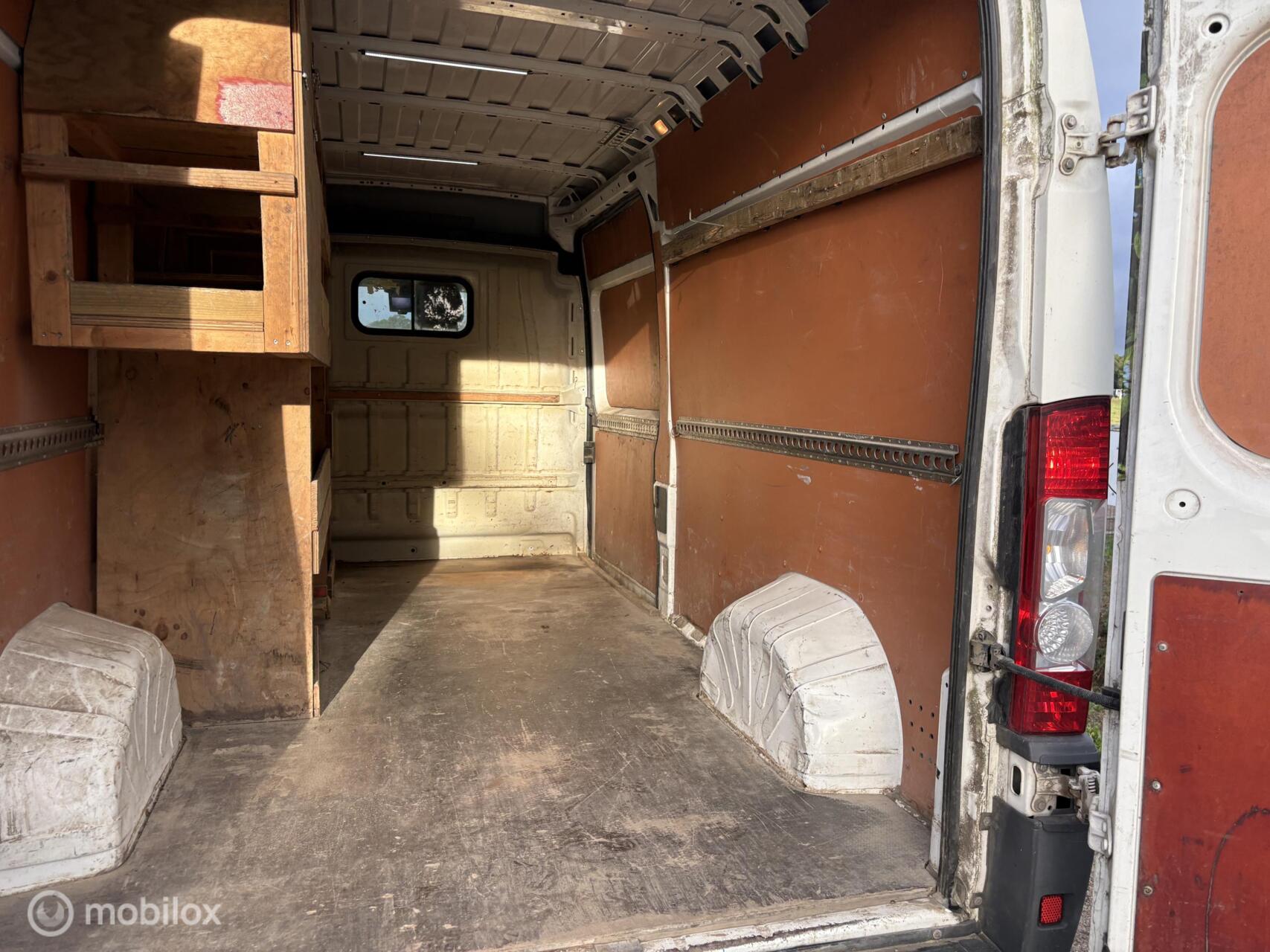 Foto van Peugeot Peugeot Boxer