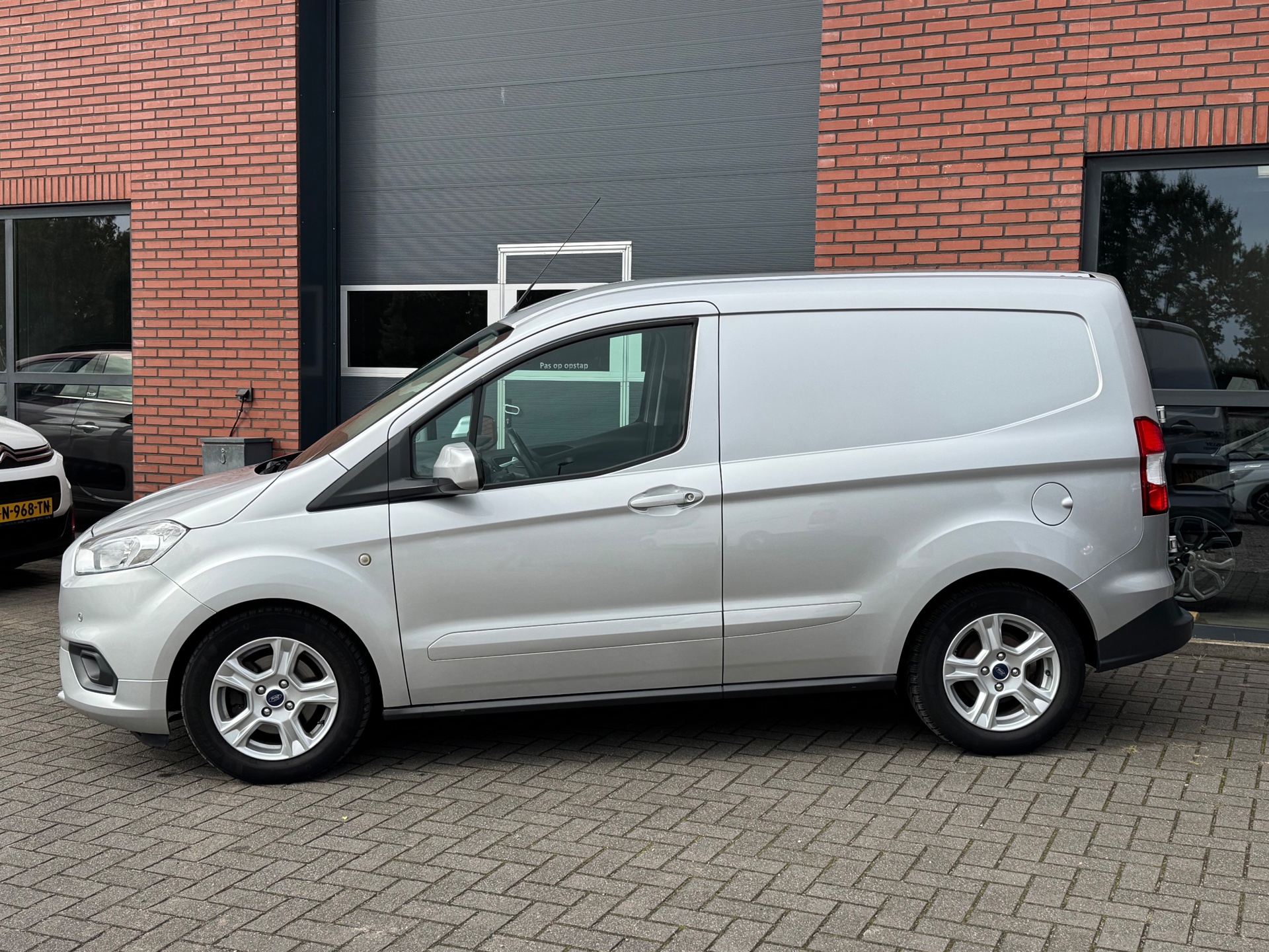 Foto van Ford Transit Courier